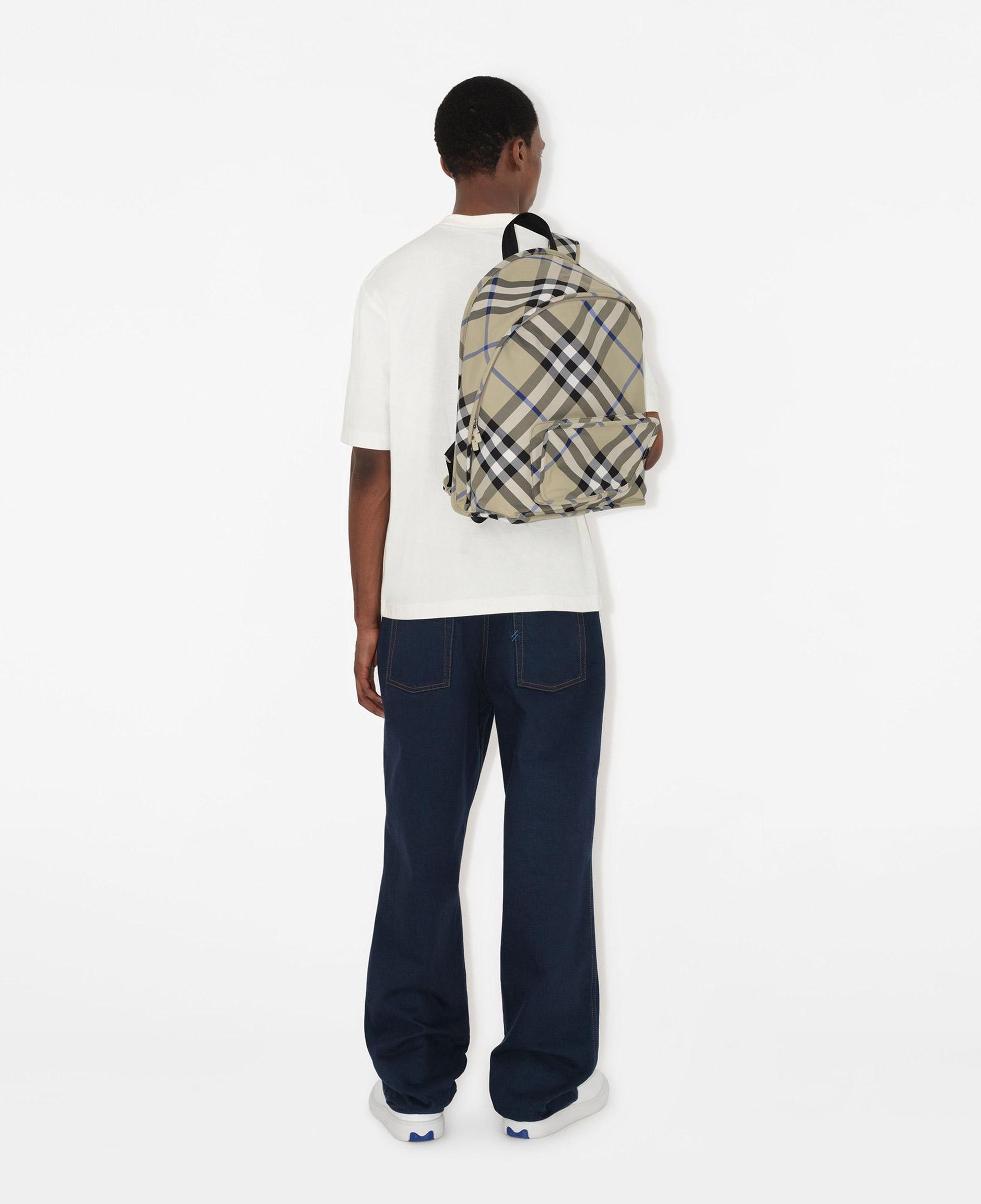 Burberry Shield Erkek Krem Rengi Sırt Çantası