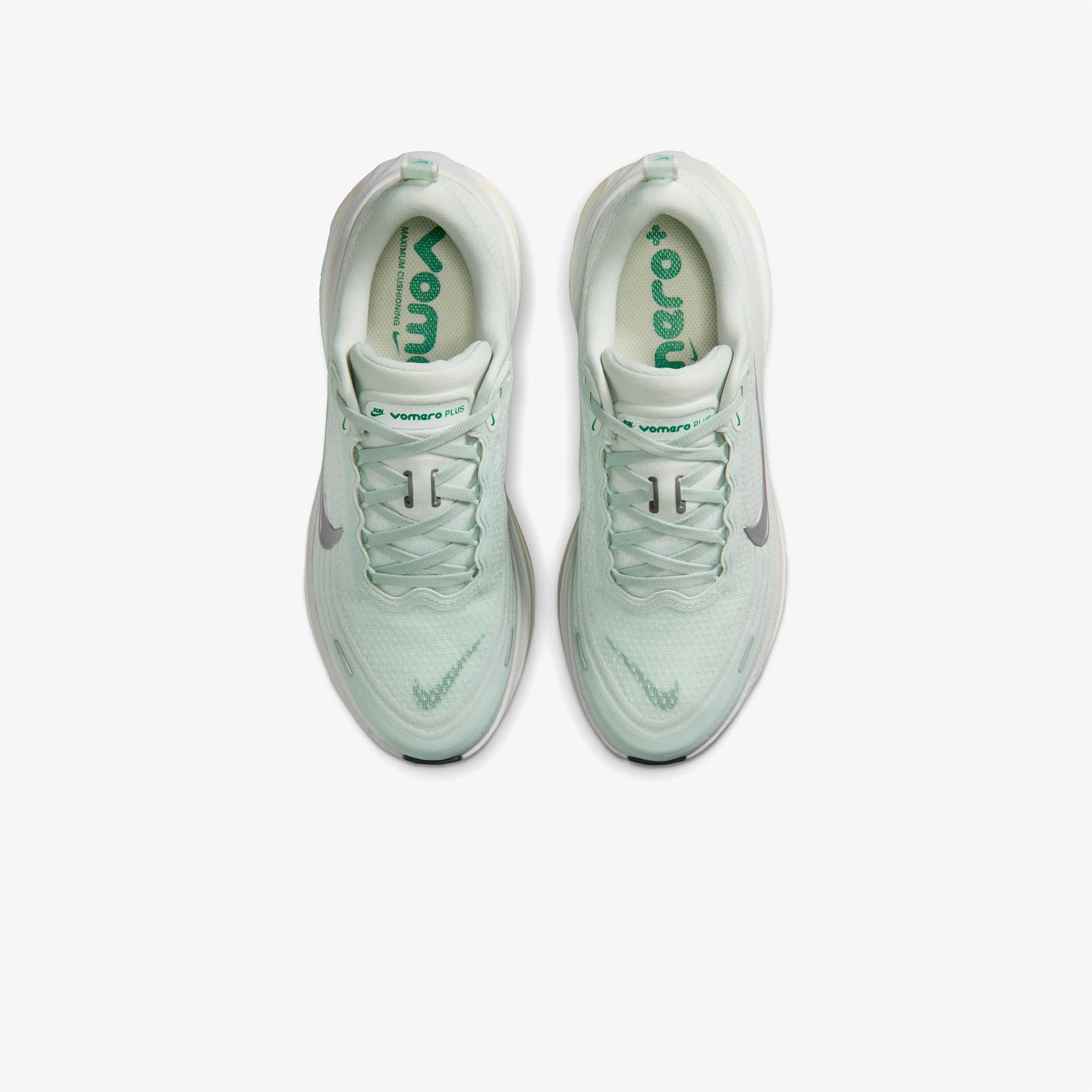 Nike Vomero Plus Kadın Yeşil Koşu Ayakkabısı