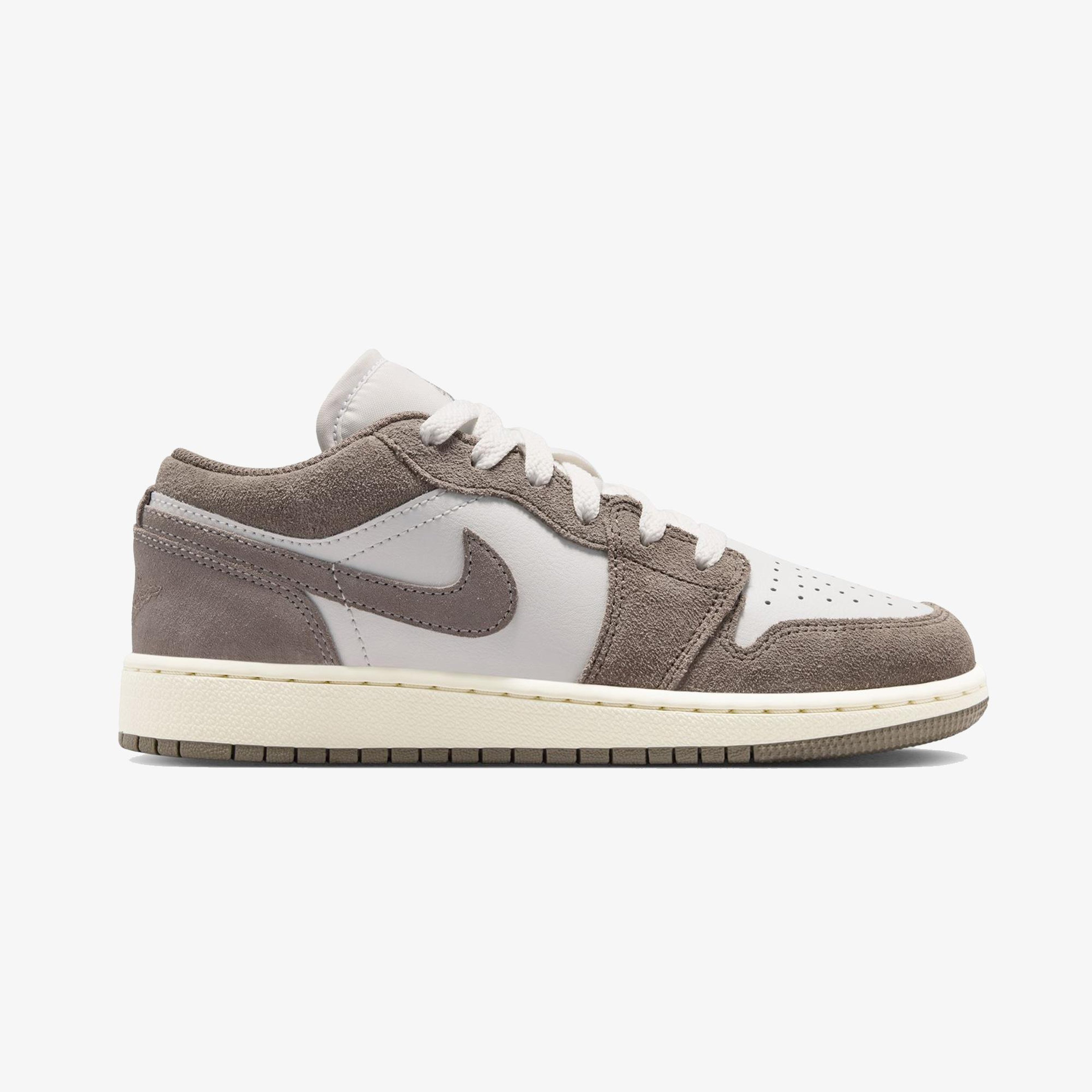 Jordan Air 1 Low Bej Spor Ayakkabı