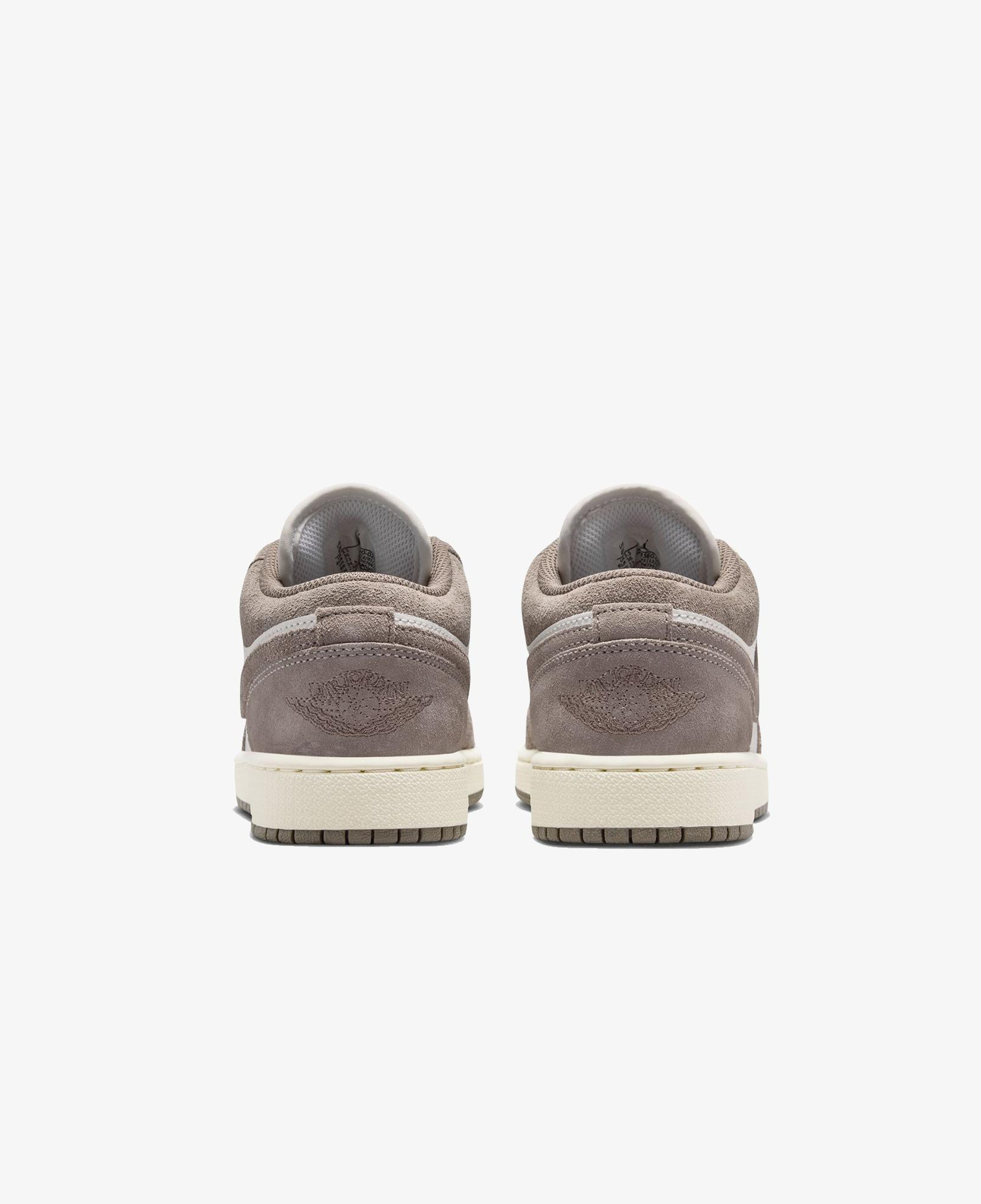 Jordan Air 1 Low Bej Spor Ayakkabı