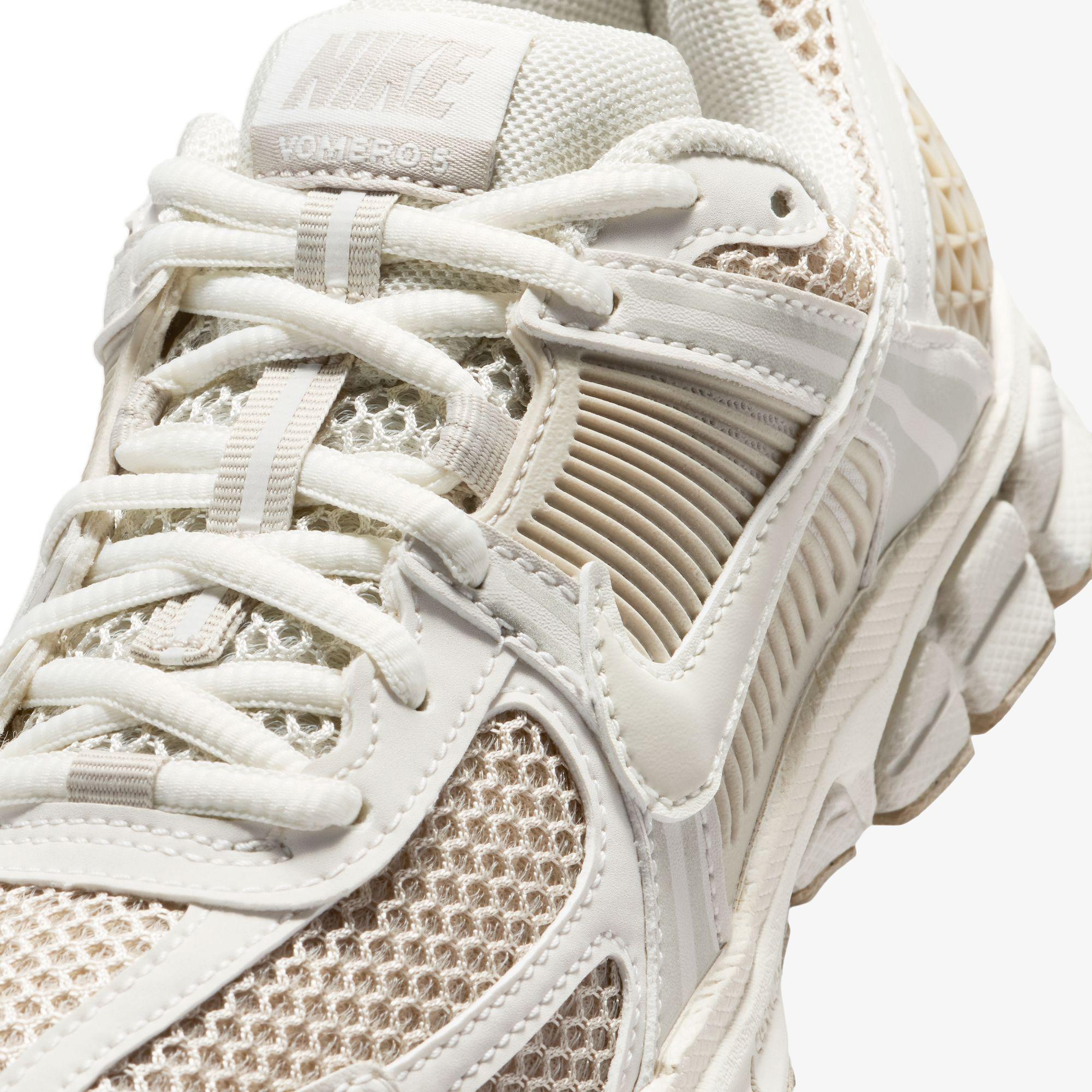 Nike Vomero 5 Bej Spor Ayakkabı