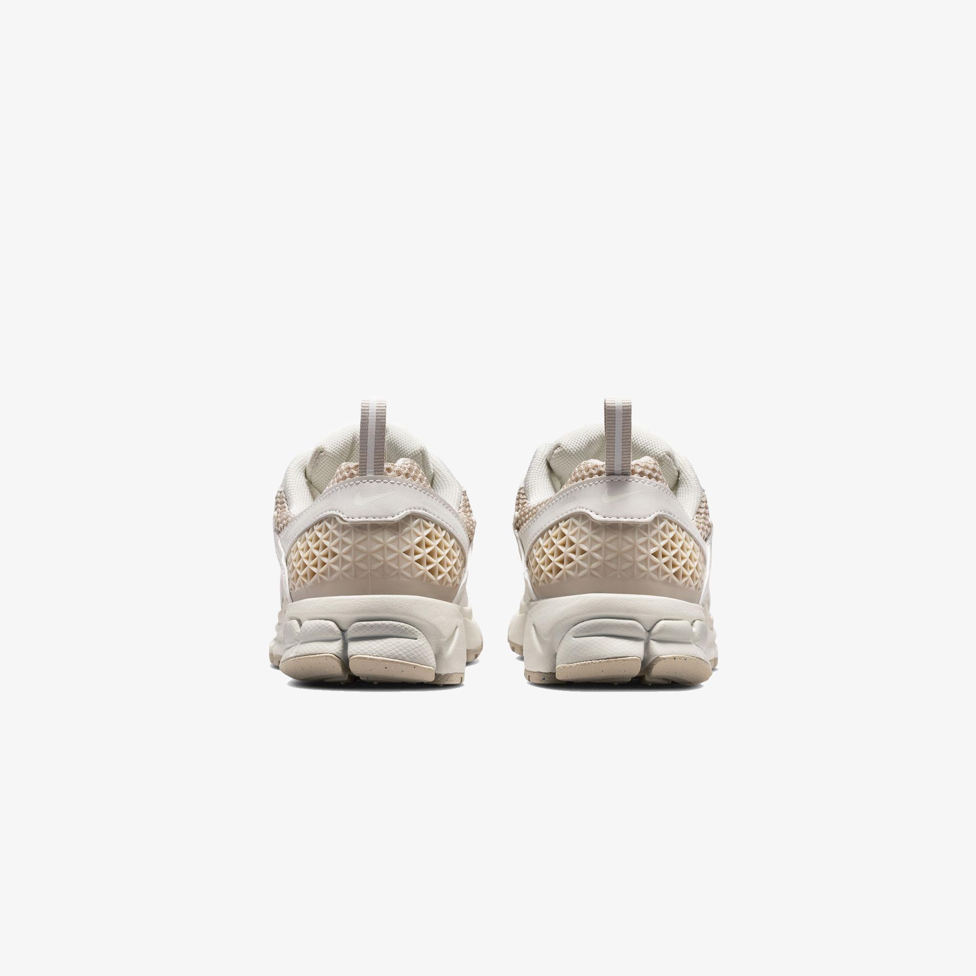 Nike Vomero 5 Bej Spor Ayakkabı
