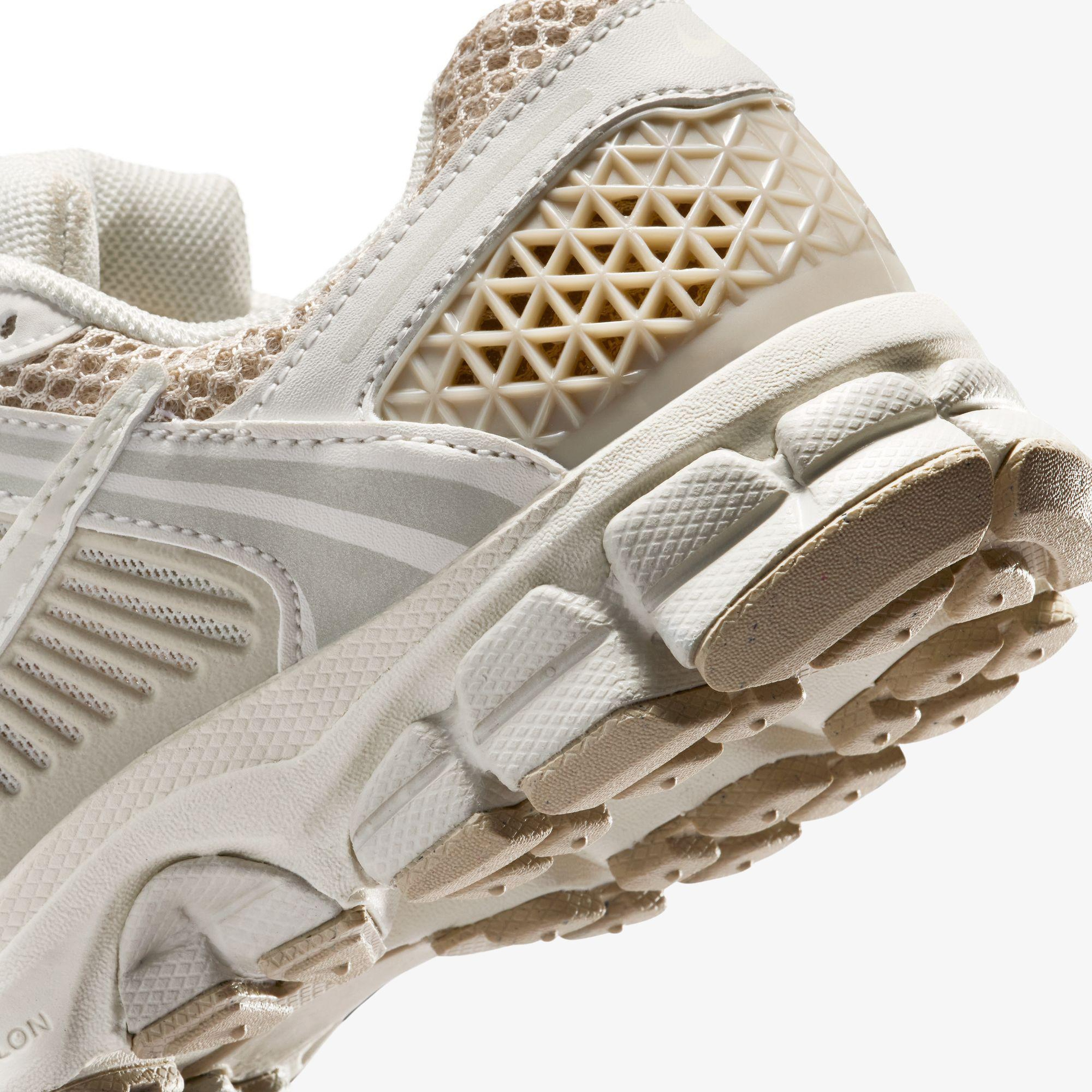 Nike Vomero 5 Bej Spor Ayakkabı