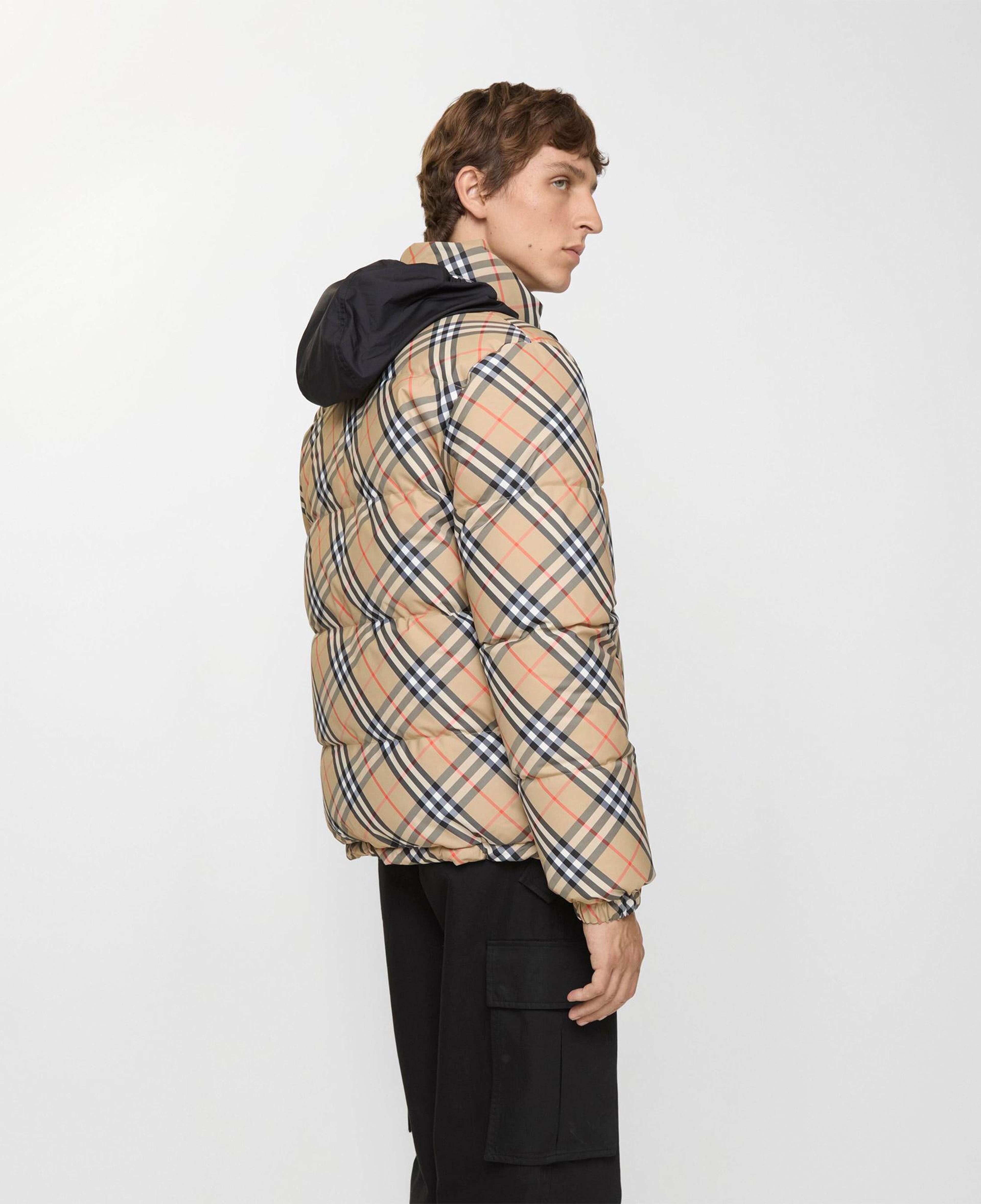 Burberry Reversible Check Puffer Erkek Bej Mont