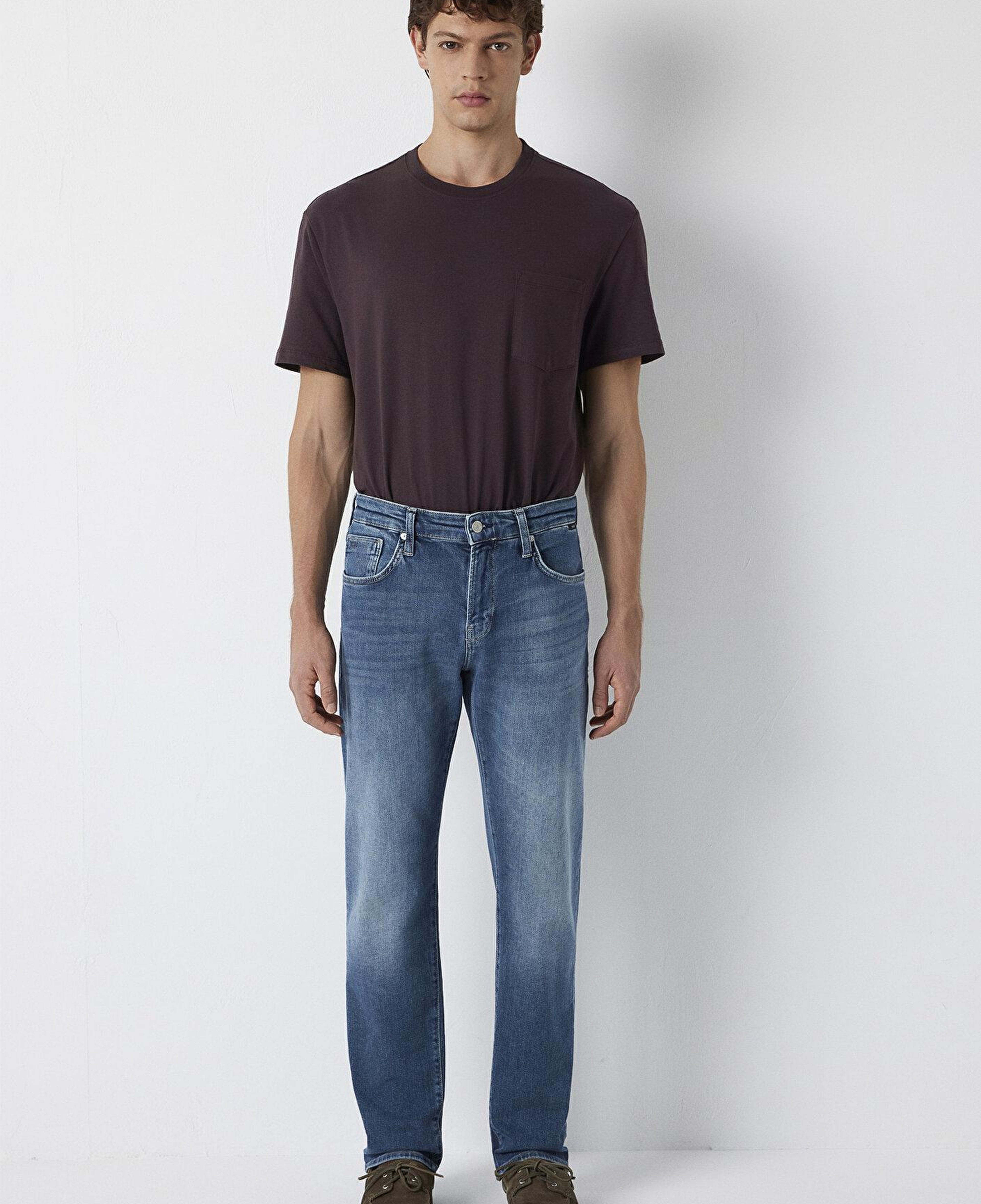 Mavi Lisbon Classic Denim Koyu Indigo Mavisi Jean Pantolon 0010039-A3934