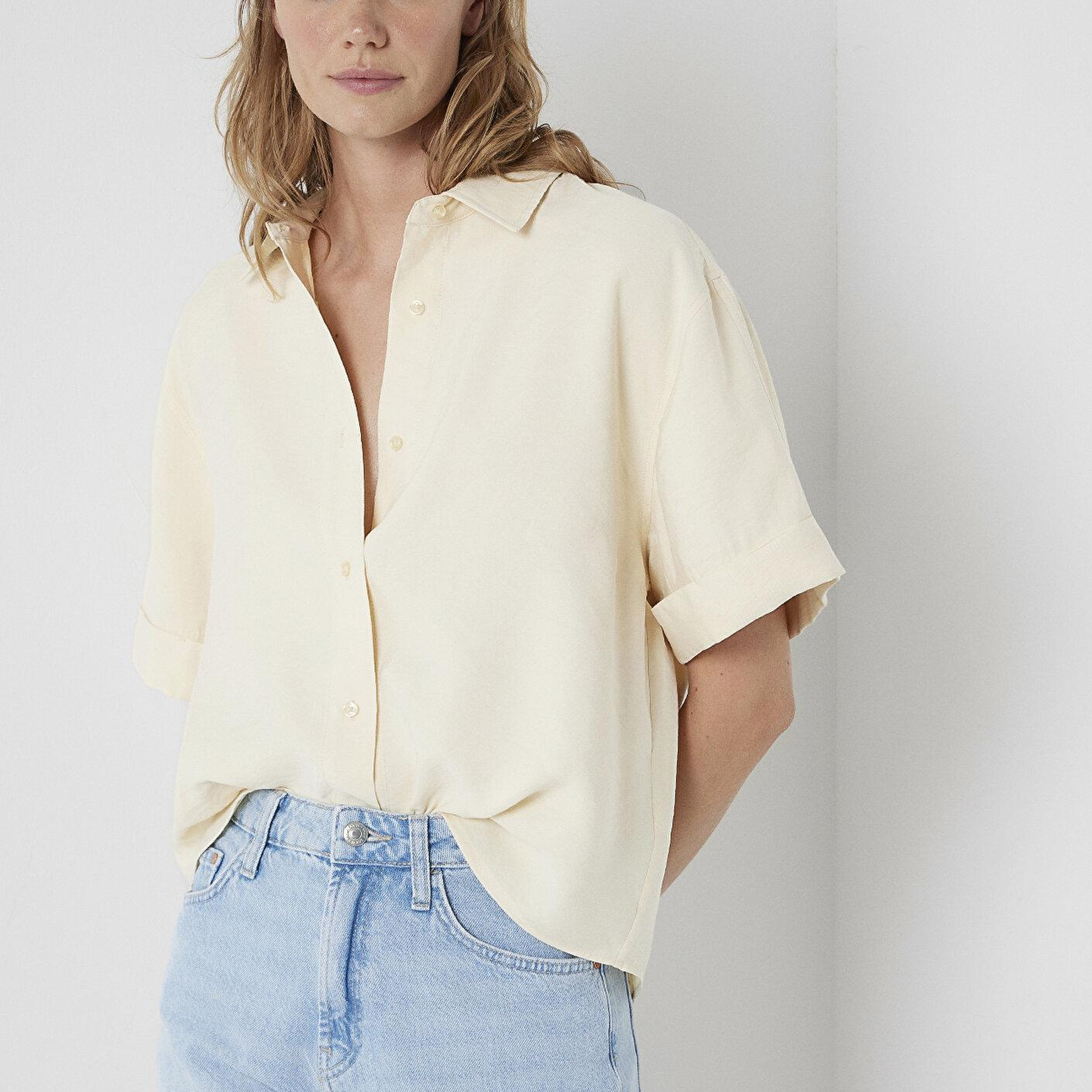 Mavi Modal (Tencel™) Karışımlı Ekru Gömlek Oversize / Geniş Kesim 1211488-70067