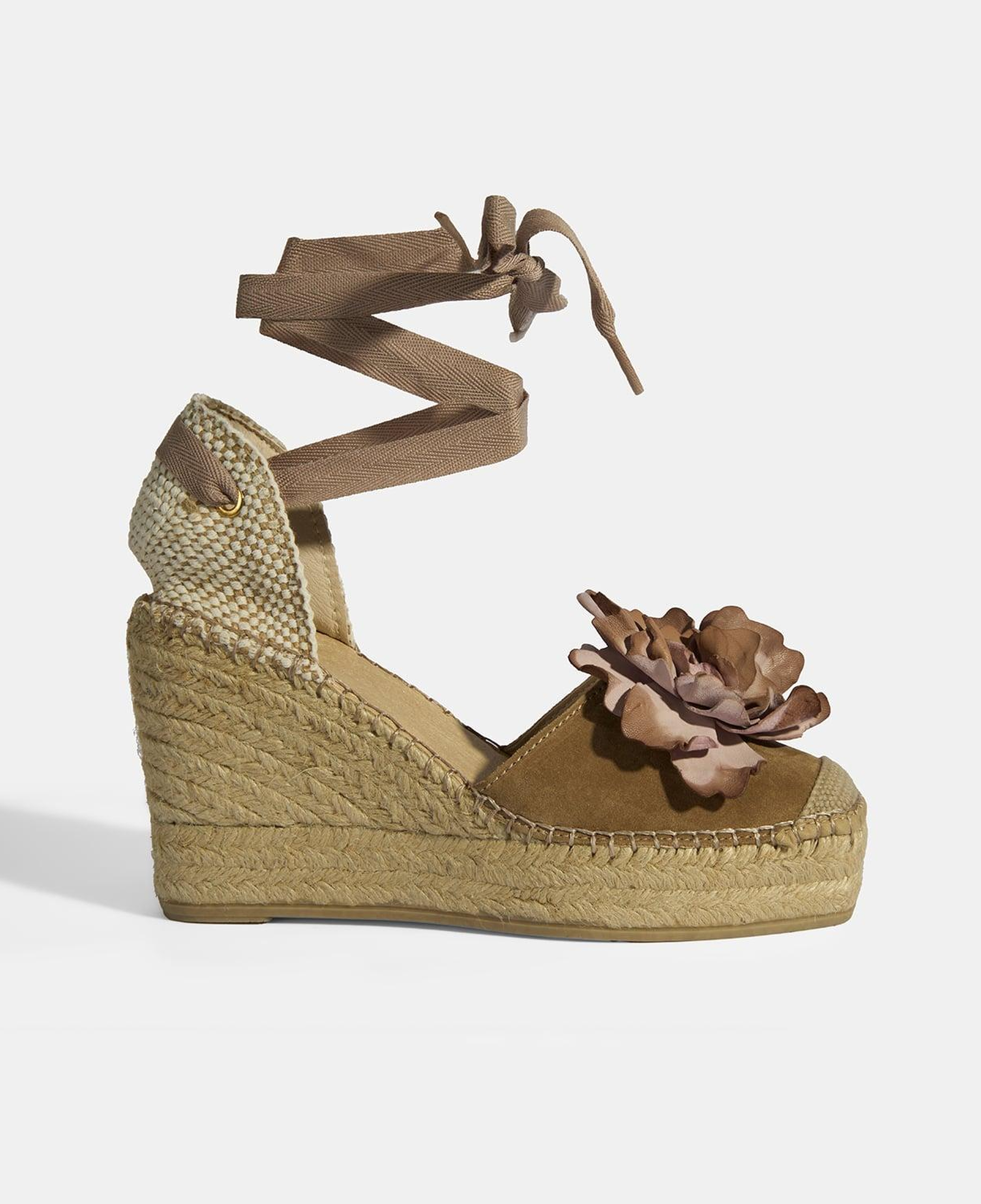 Limited Edition Bej Kadın Çiçek Aksesuarlı Jüt Bağcıklı Dolgu Topuklu Süet Espadril