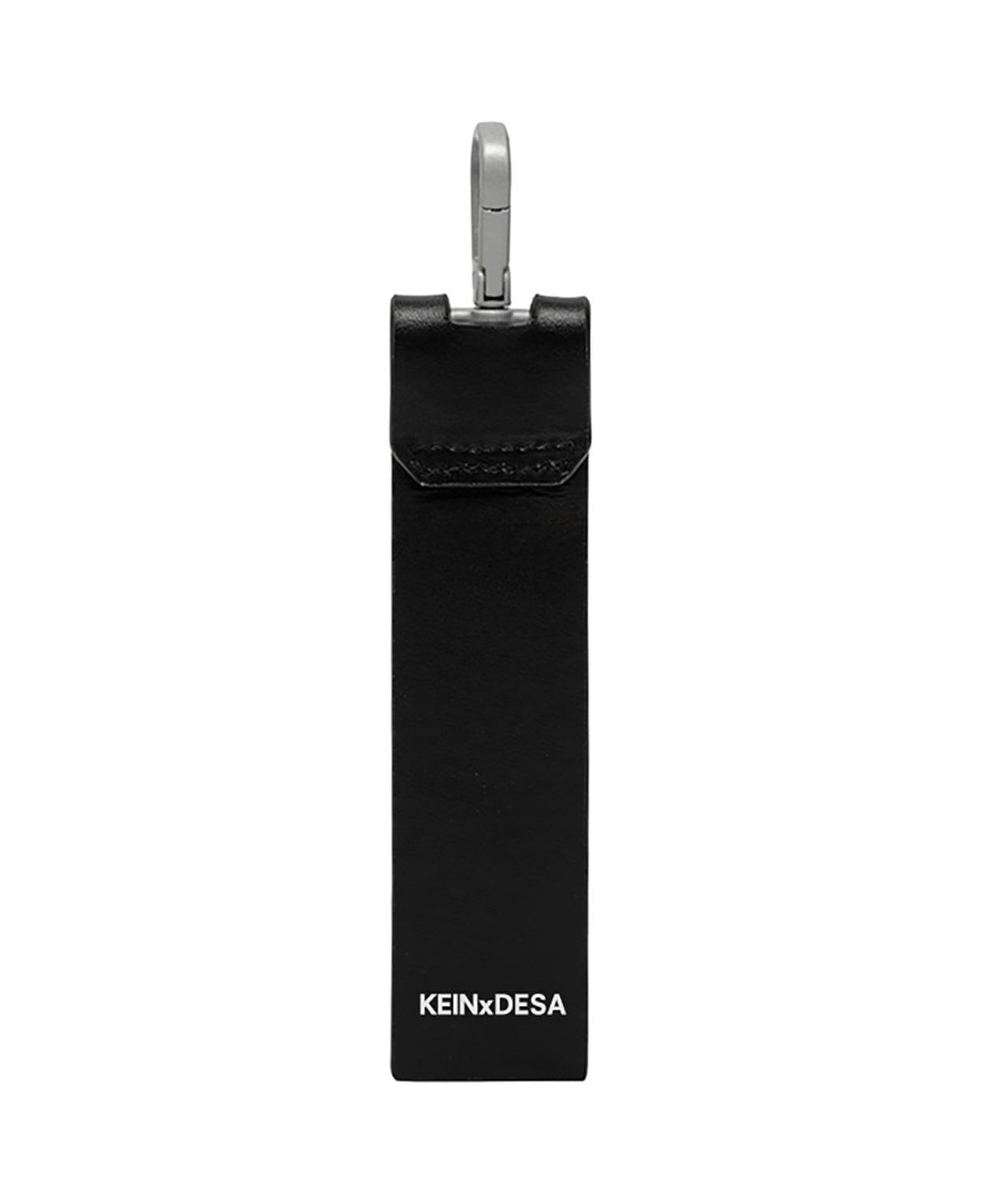 Arriving in Style KeinxDesa Siyah Deri Anahtarlık
