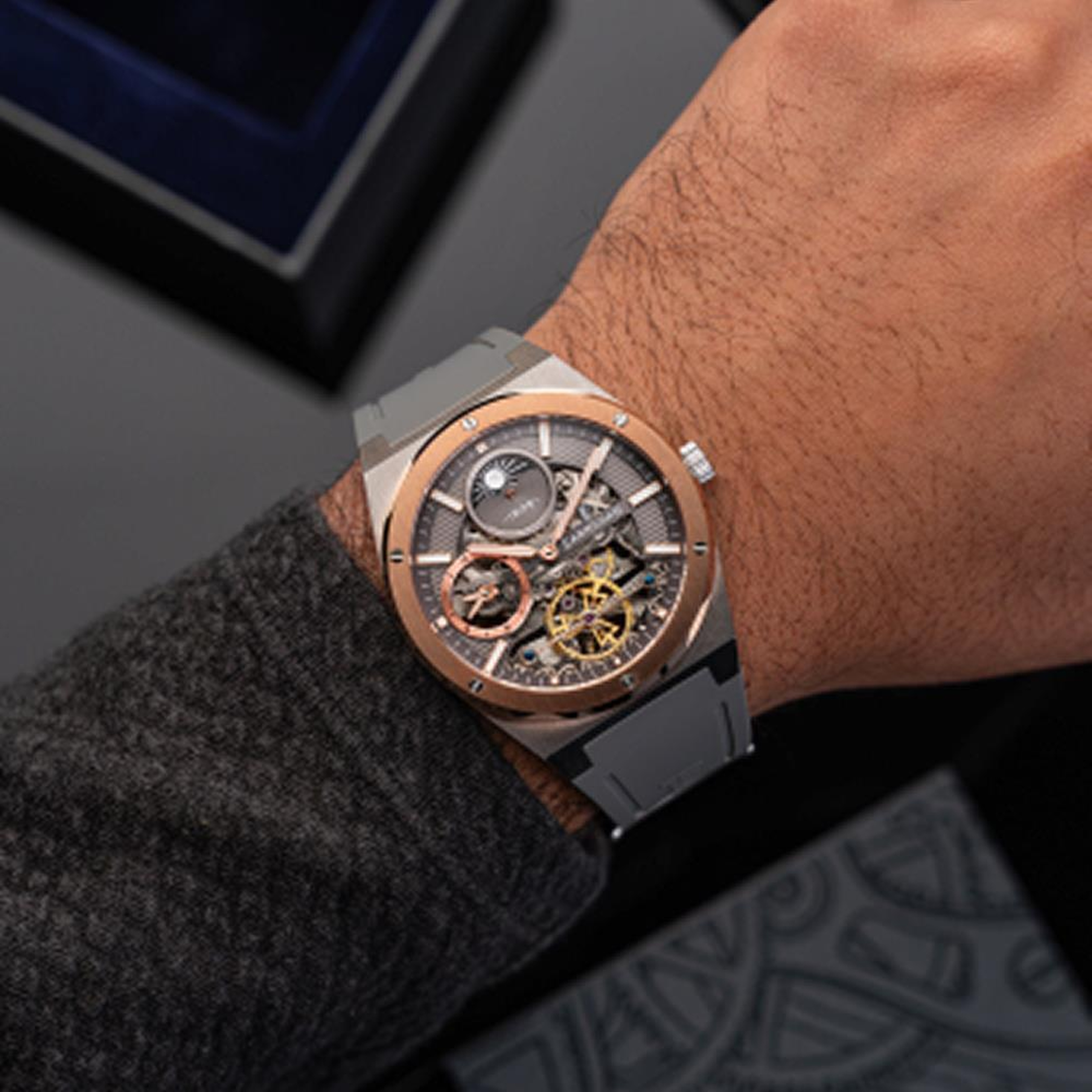 EARNSHAW ES-8291-02 Erkek Kol Saati