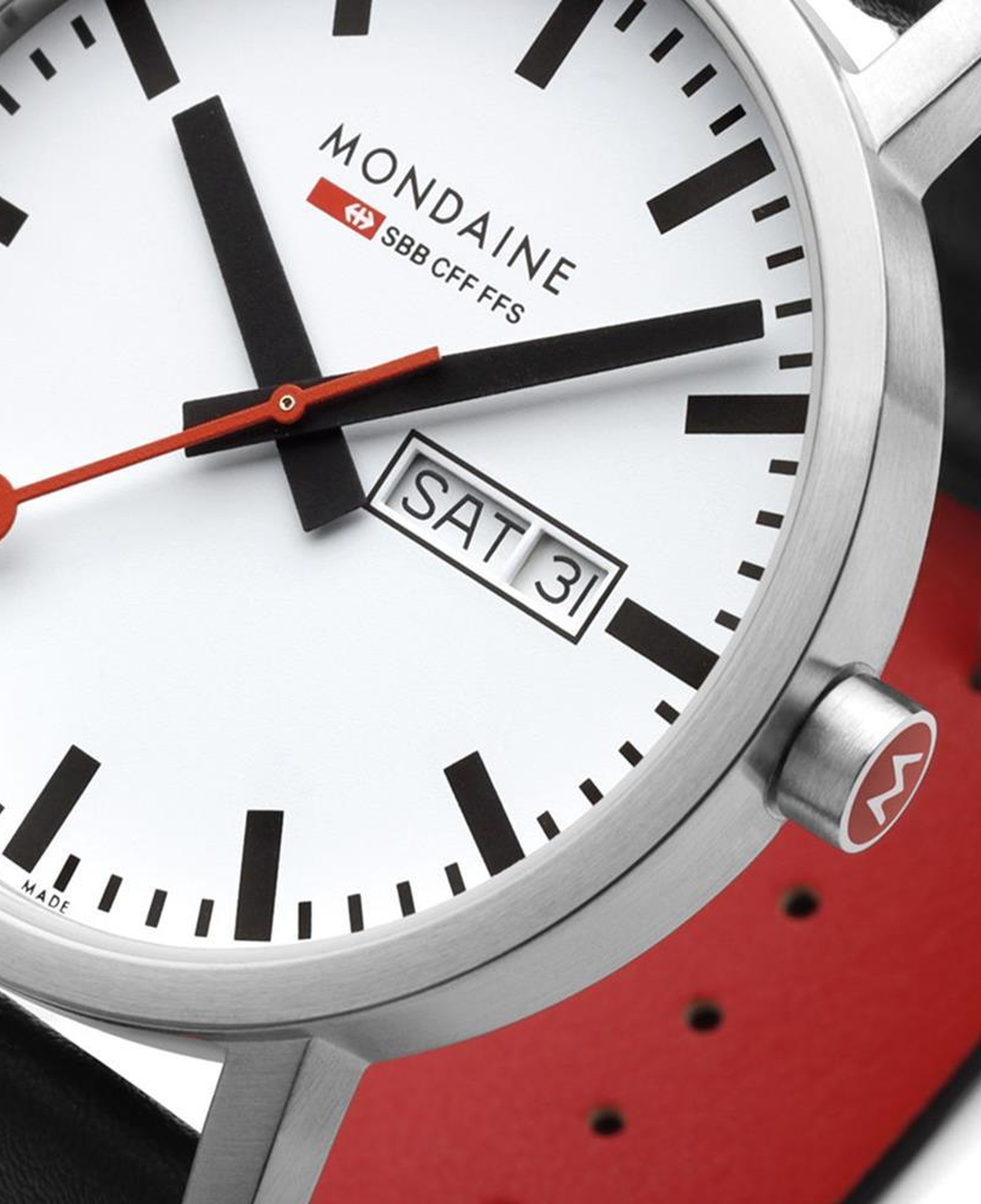 MONDAINE A667.30360.11SBBV Erkek Kol Saati