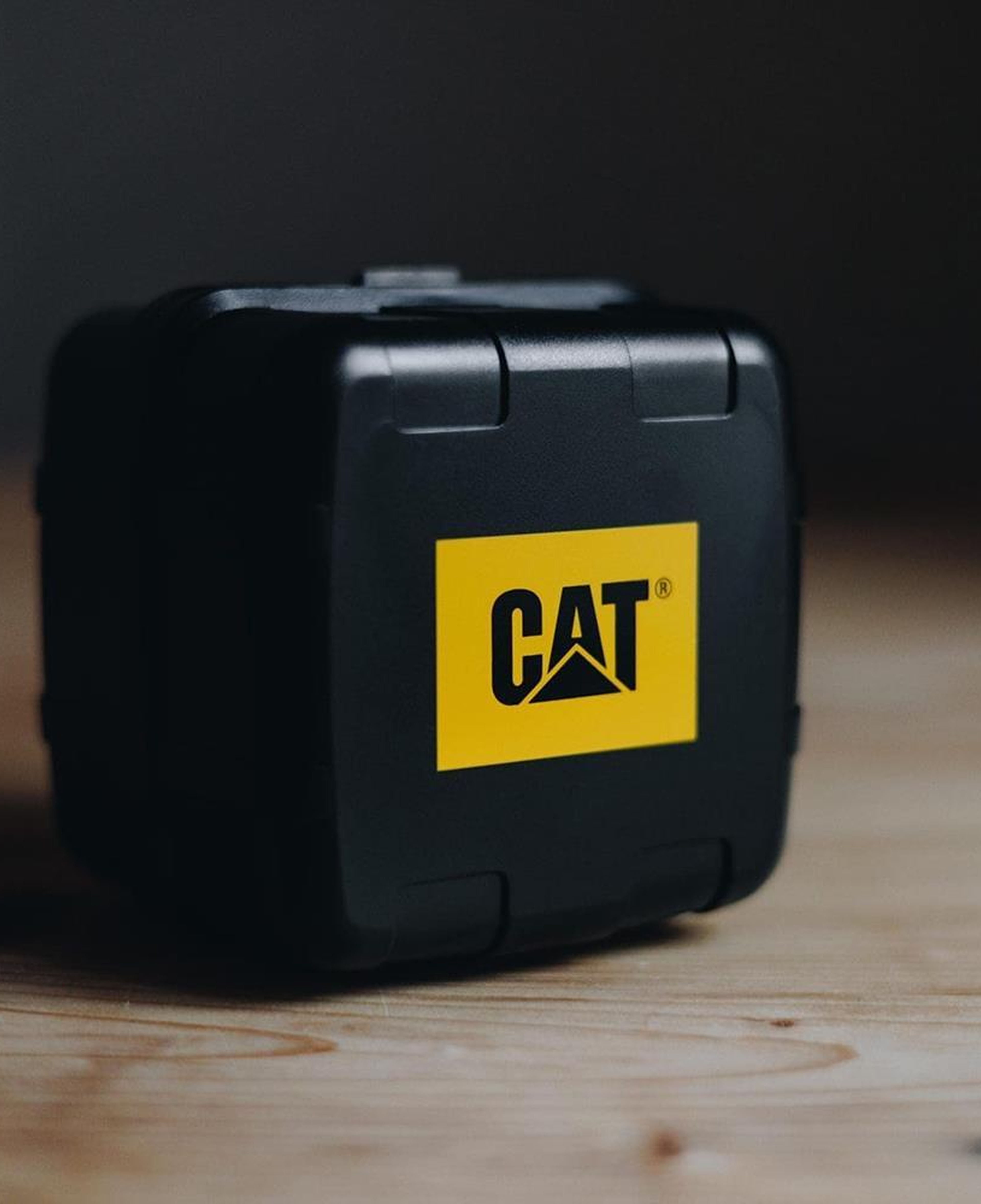 CAT YW.143.11.137 Erkek Kol Saati
