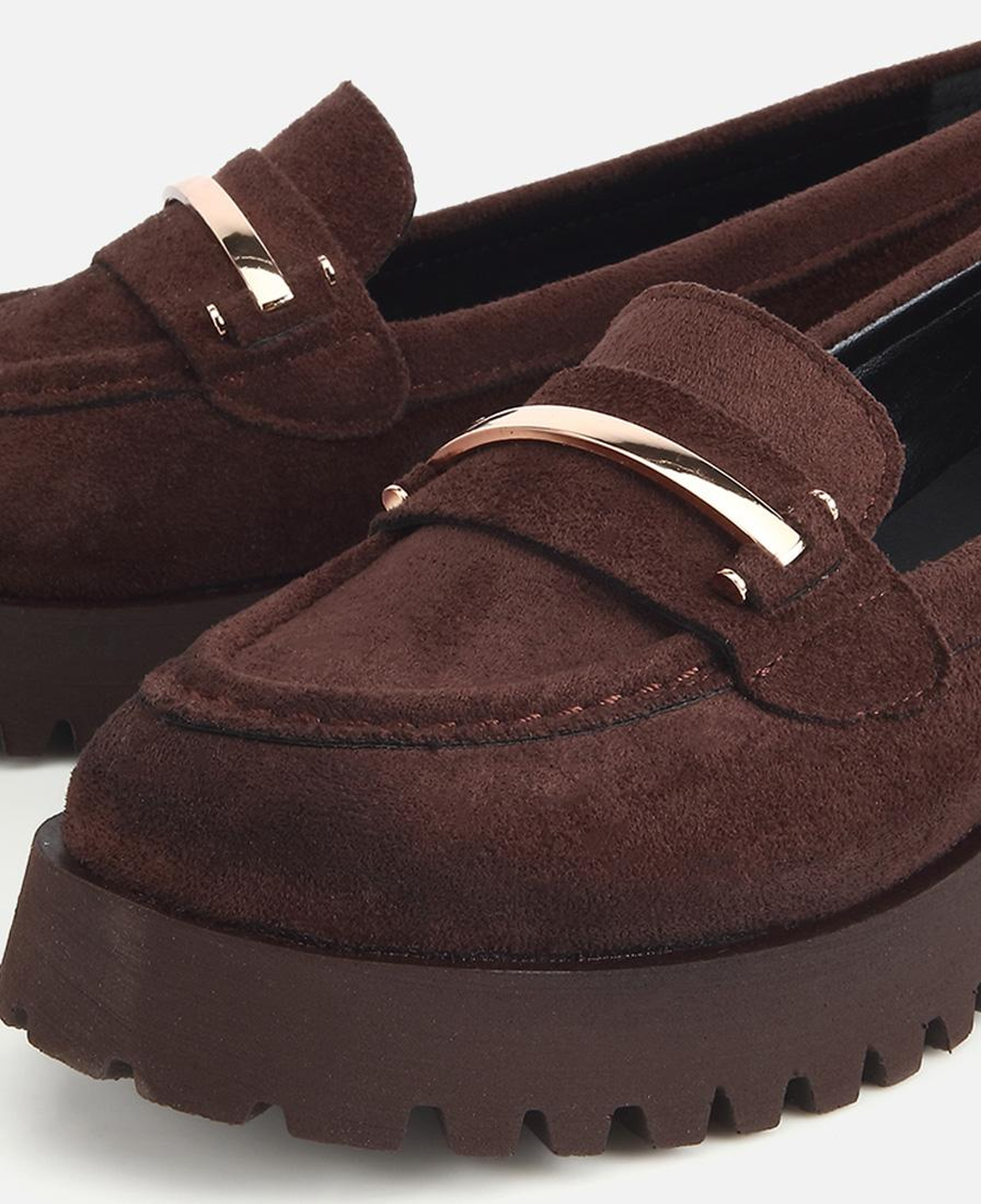 Kadın Kahverengi Süet Toka Detaylı Kalın Taban Loafer