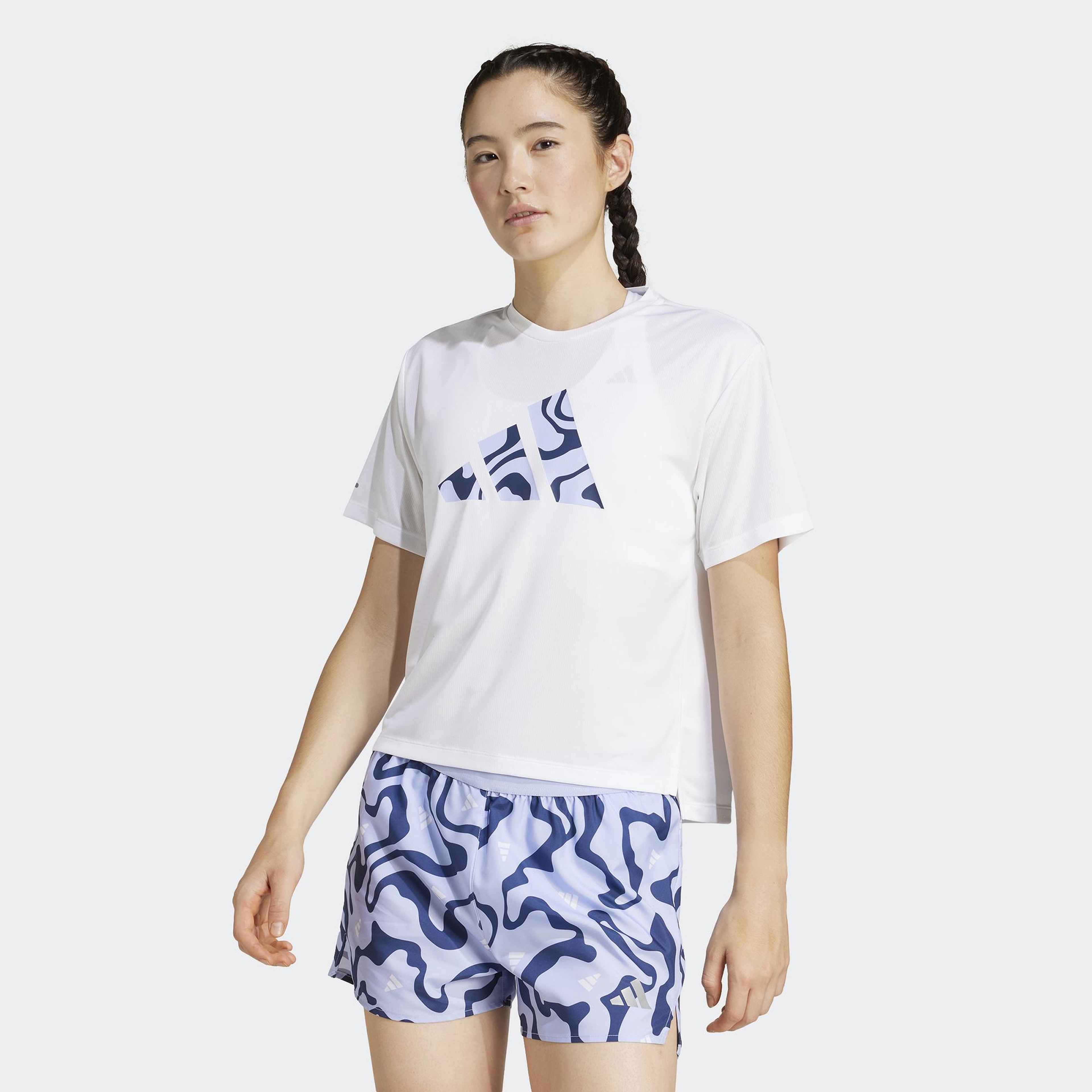 adidas Run It Brand Kadın Beyaz T-Shirt
