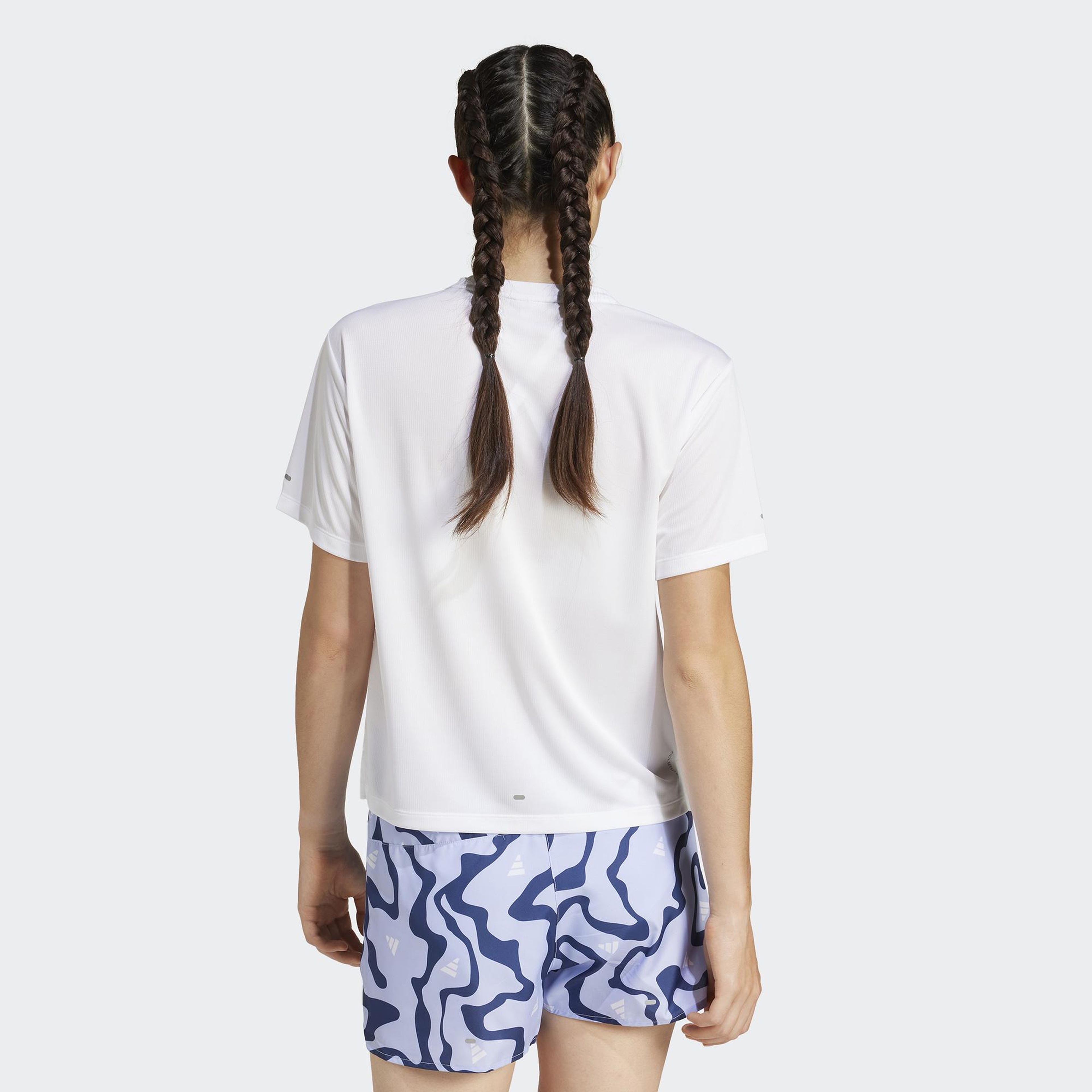 adidas Run It Brand Kadın Beyaz T-Shirt