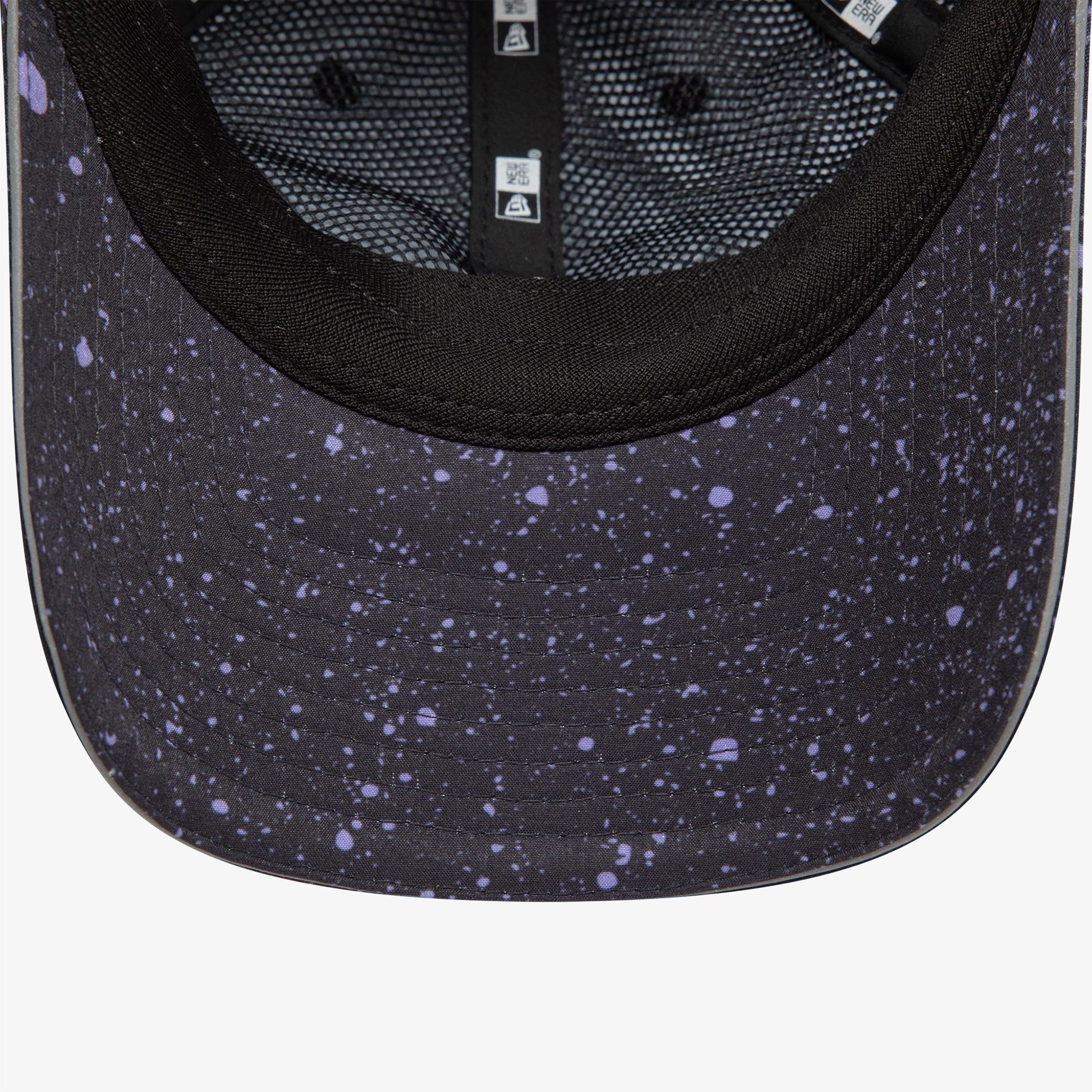 New Era Aop Open Back Newera Kadın Siyah Şapka