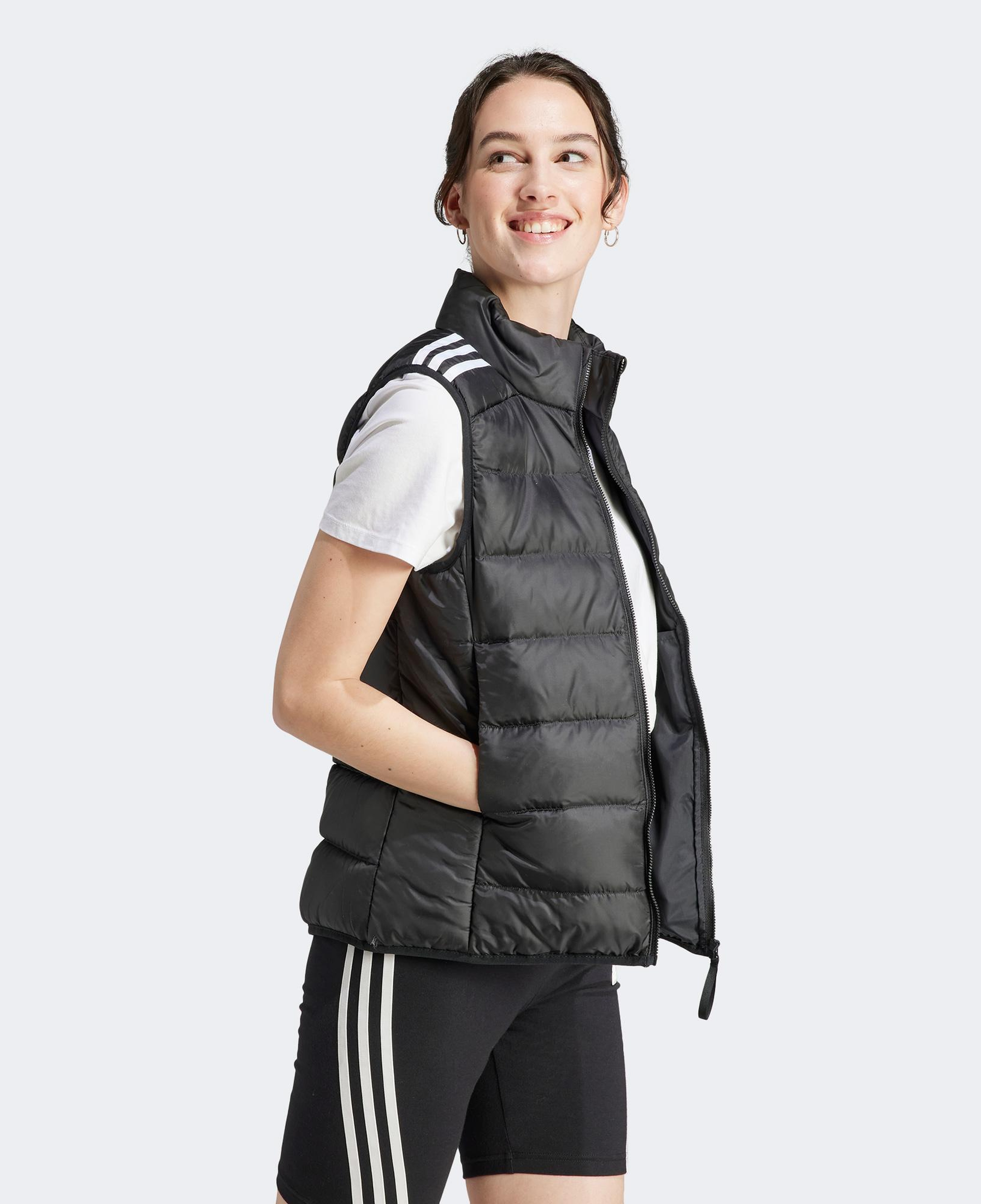 adidas Essentials 3-Stripes Light Down Kadın Siyah Günlük Yelek