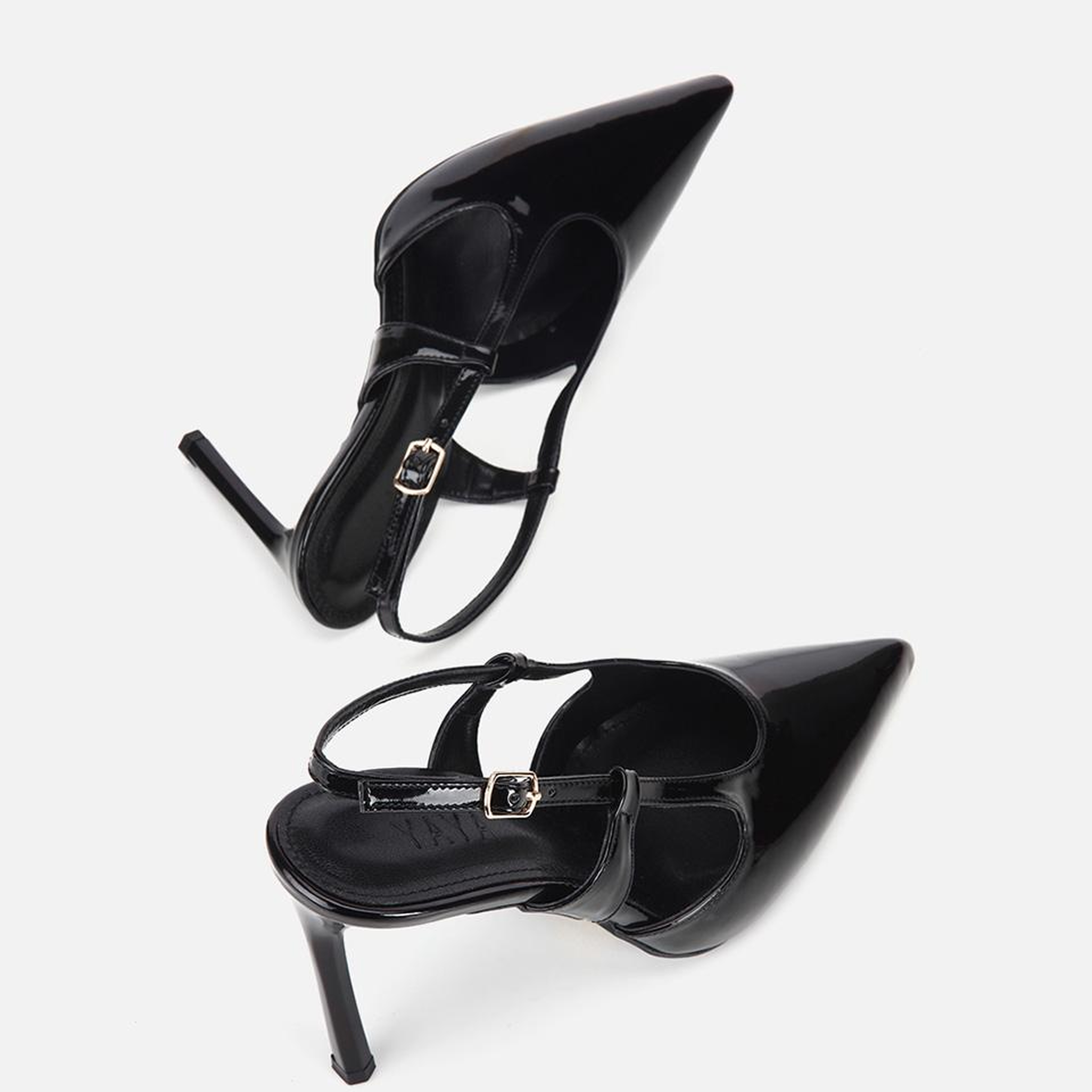 Kadın Siyah Rugan Sivri Burunlu Bantlı İnce Topuklu Arkası Açık Stiletto