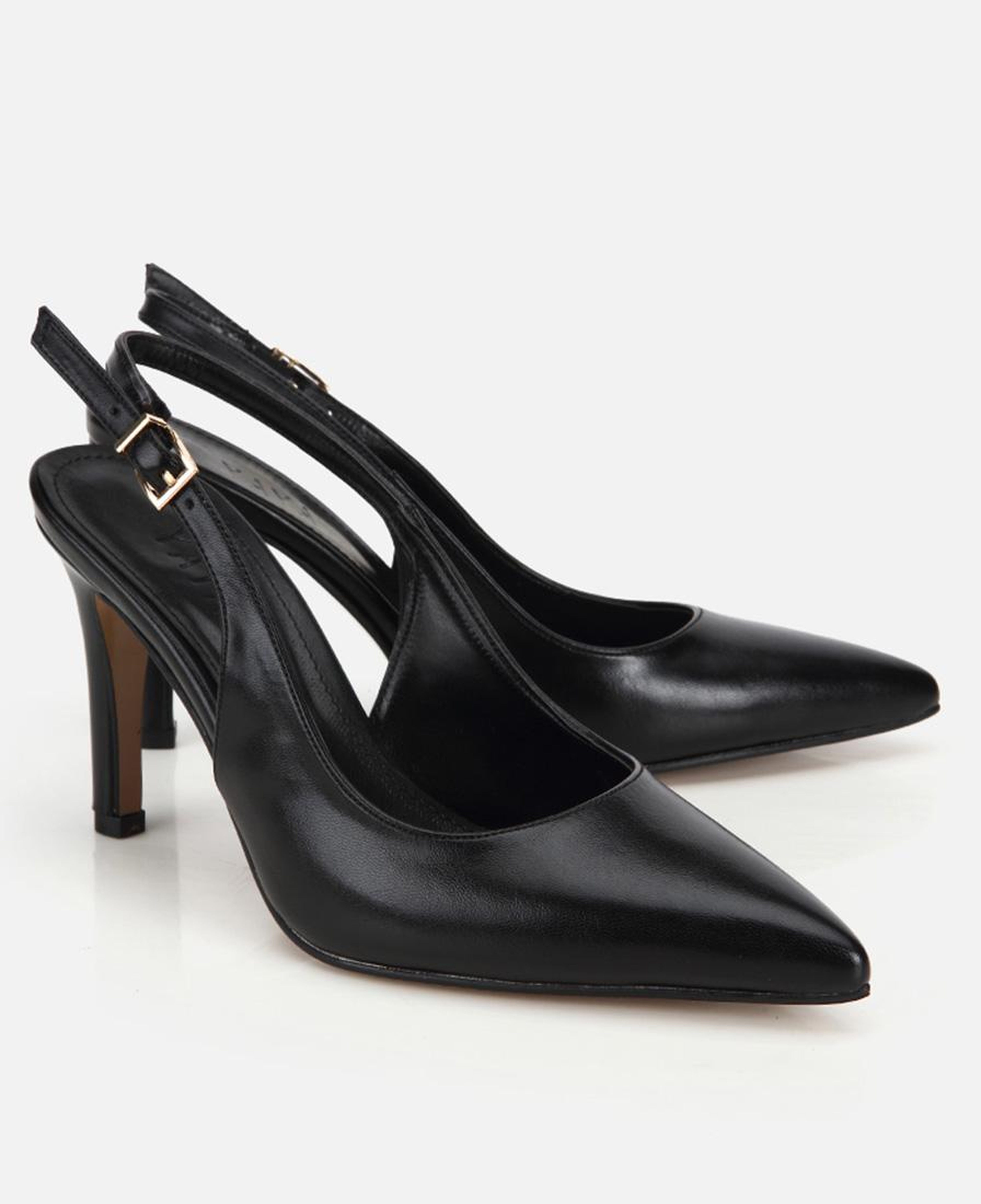 Kadın Siyah Sivri Burunlu İnce Topuklu Arkası Açık Stiletto
