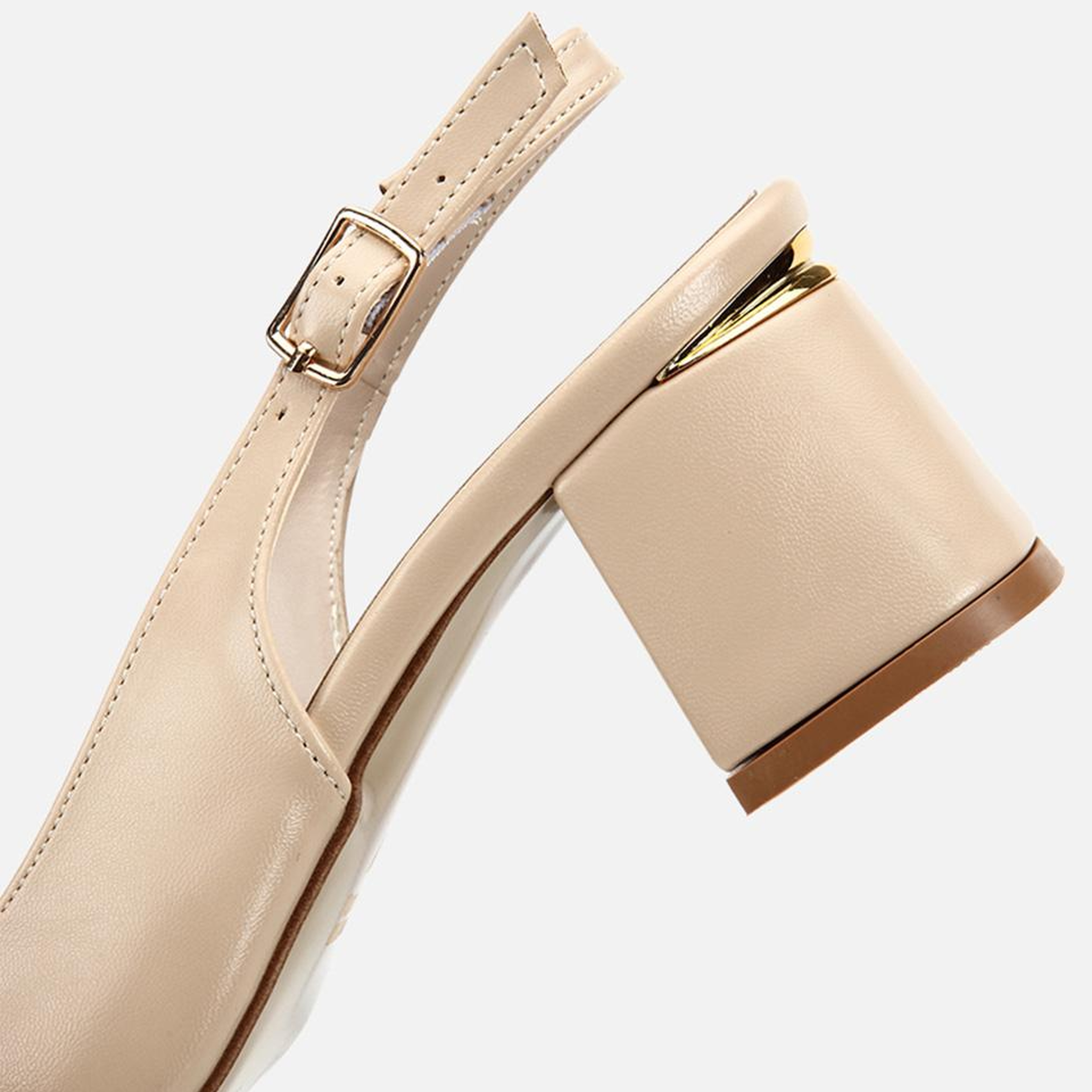 Kadın Bej Yuvarlak Burunlu Gold Tokalı Kalın Topuklu Arkası Açık Stiletto