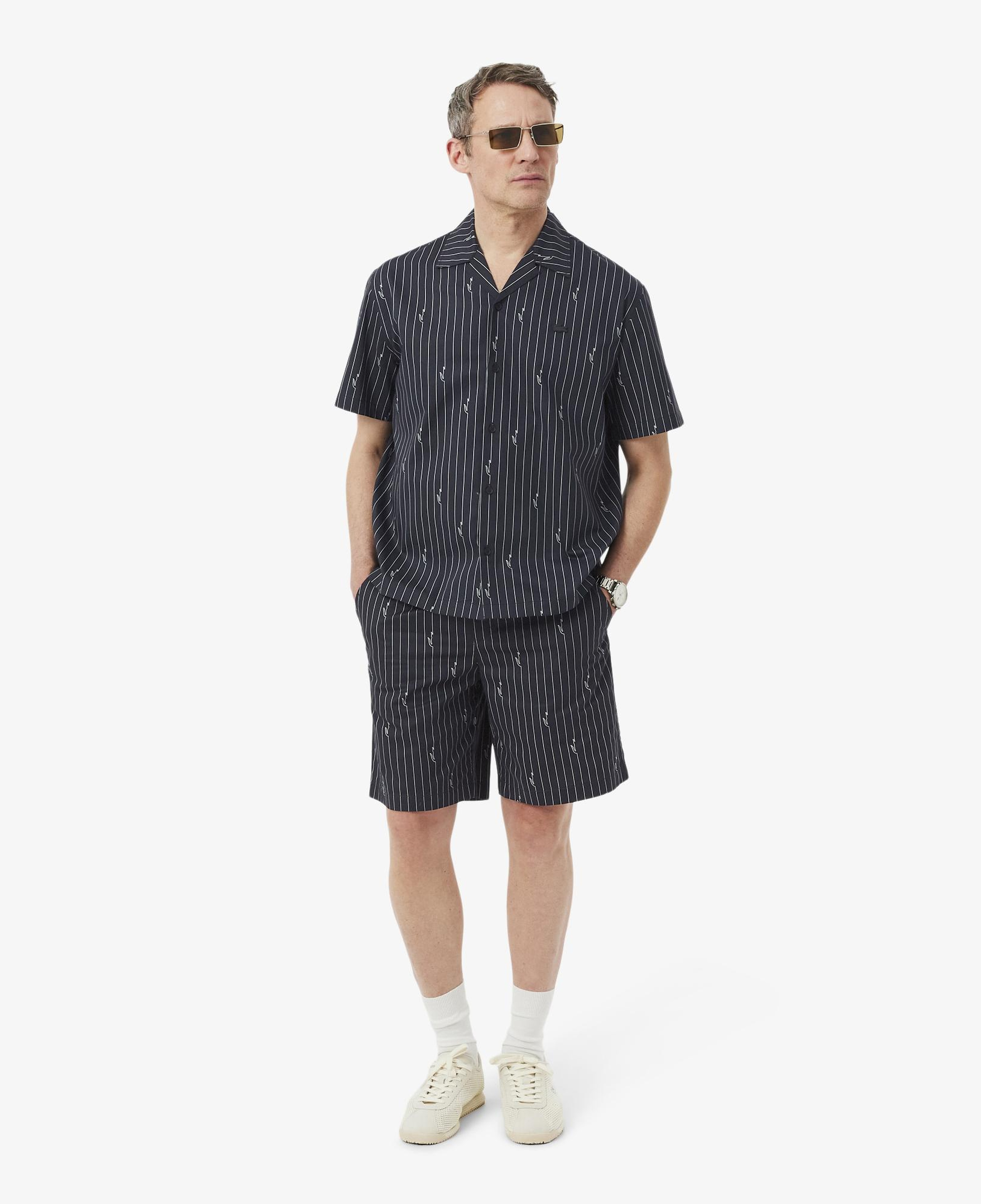 Erkek Relaxed Fit Çizgili Siyah Şort