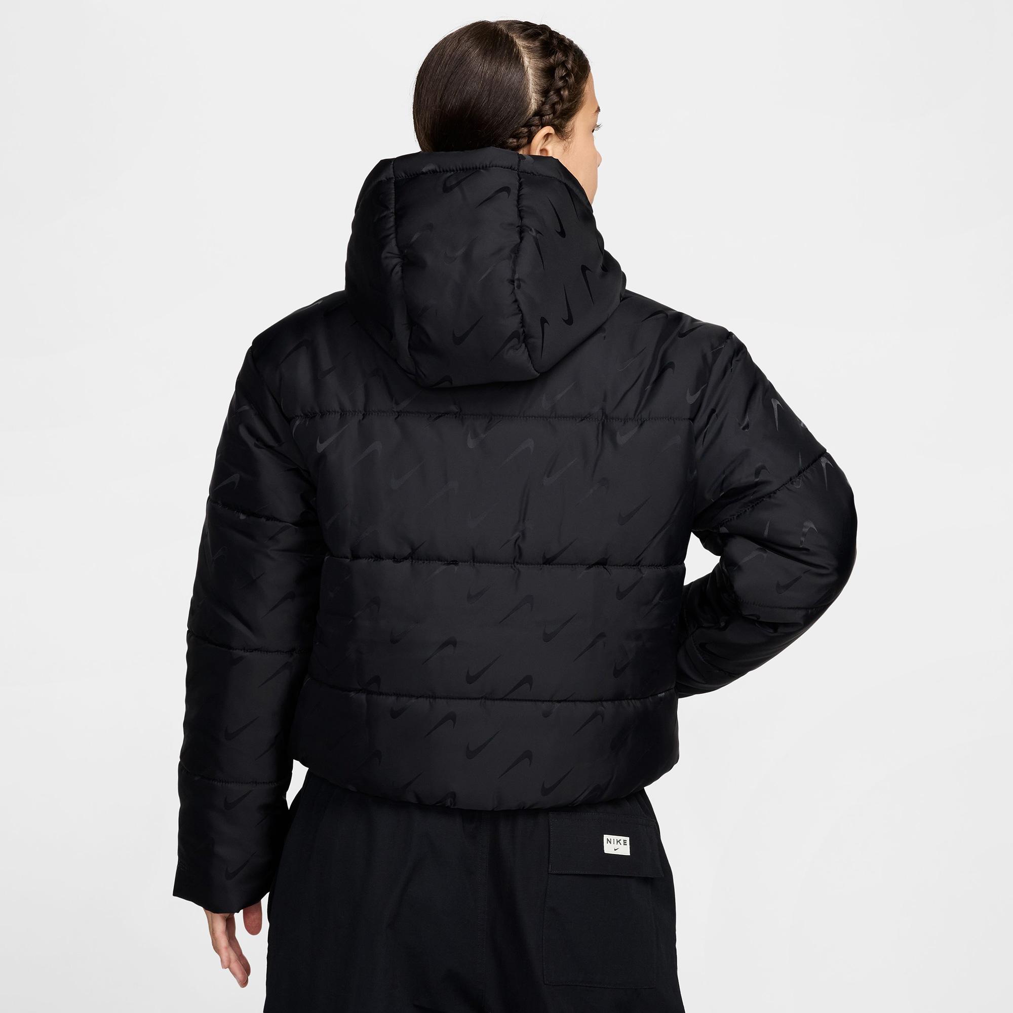Nike Sportswear Classic Kadın Siyah Mont