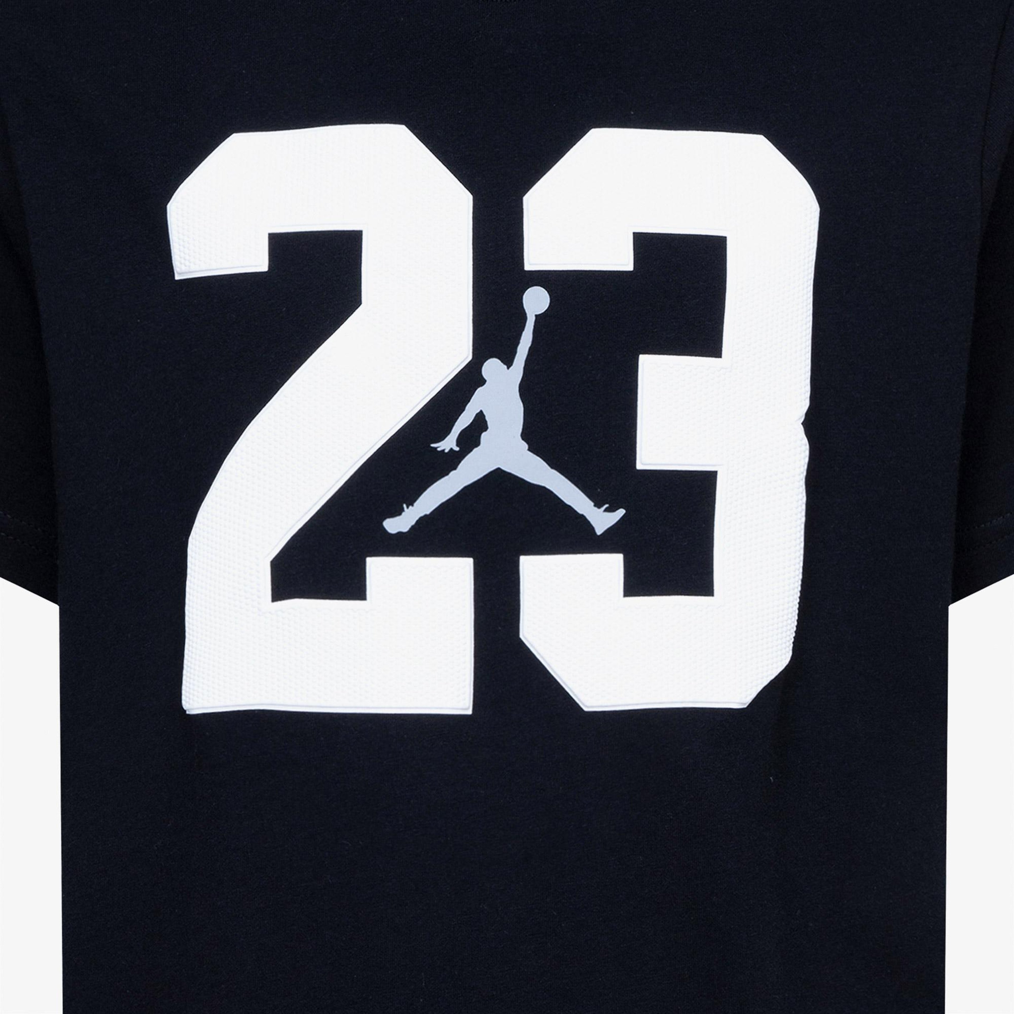 Jordan Jdb Seasonal Core 4 Çocuk Siyah Kısa Kol T-Shirt