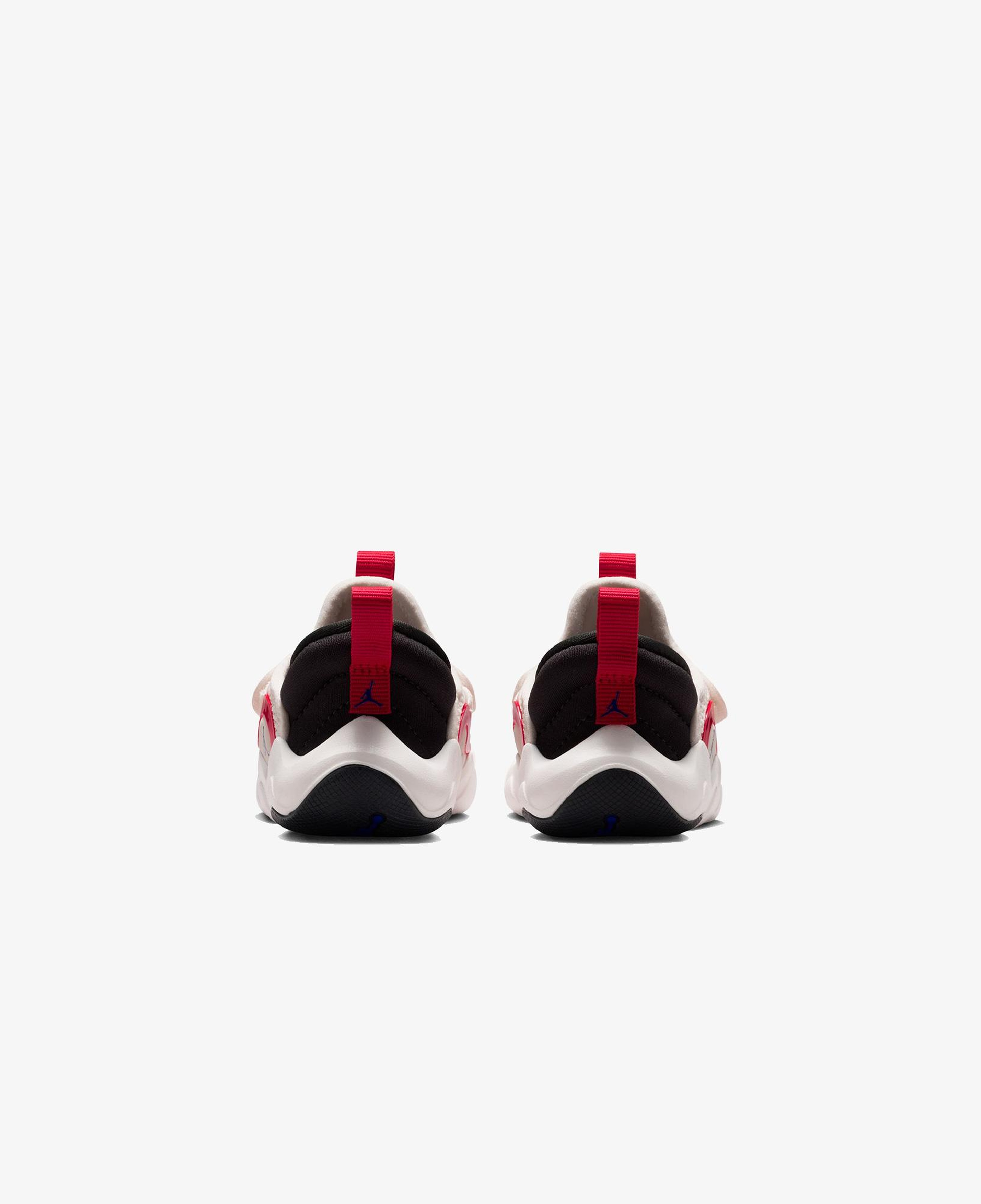 Jordan 23/7.2 EasyOn Çocuk Beyaz Spor Ayakkabı