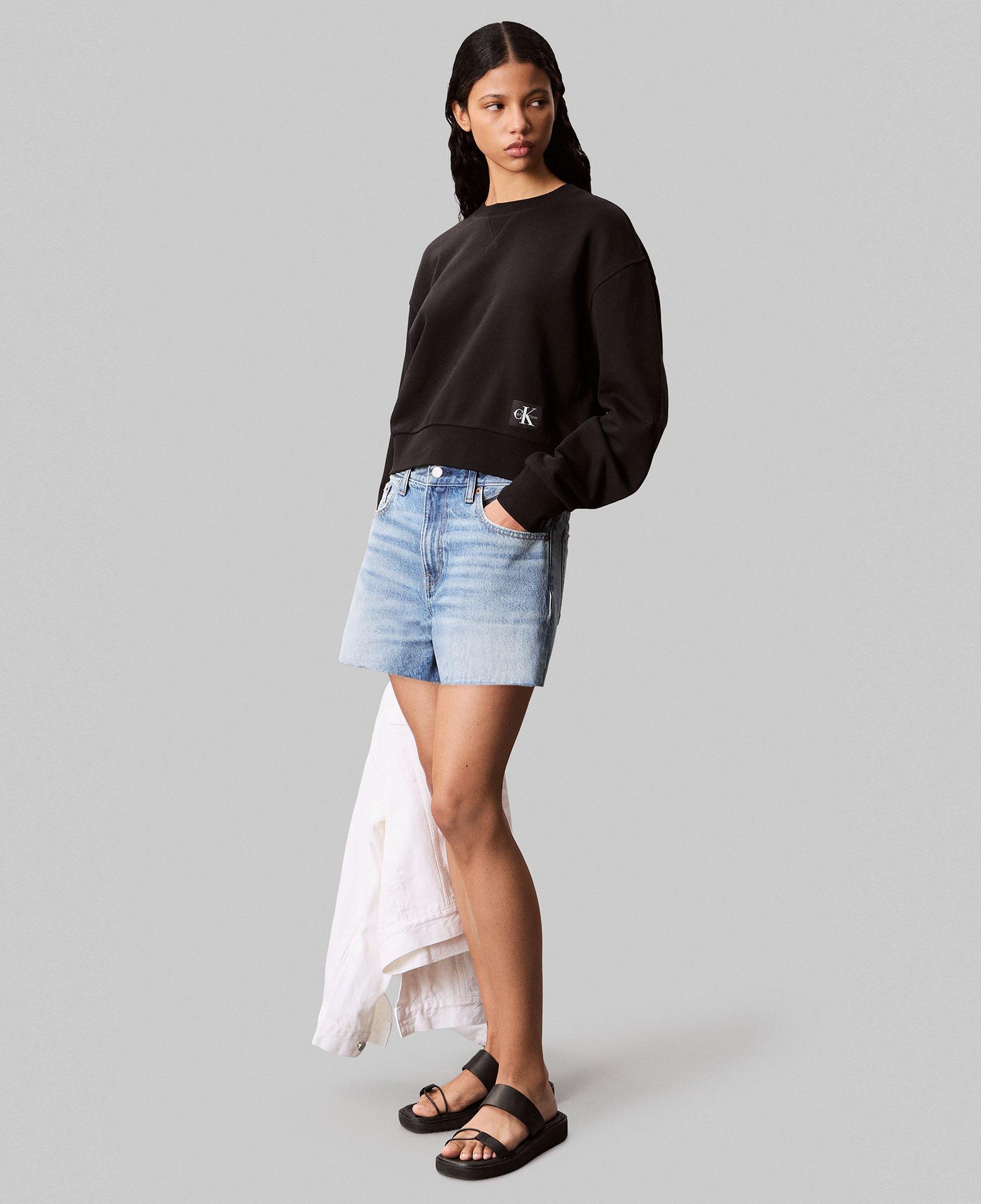 Calvin Klein Cropped Badge Logo Kadın Siyah Sweatshirt