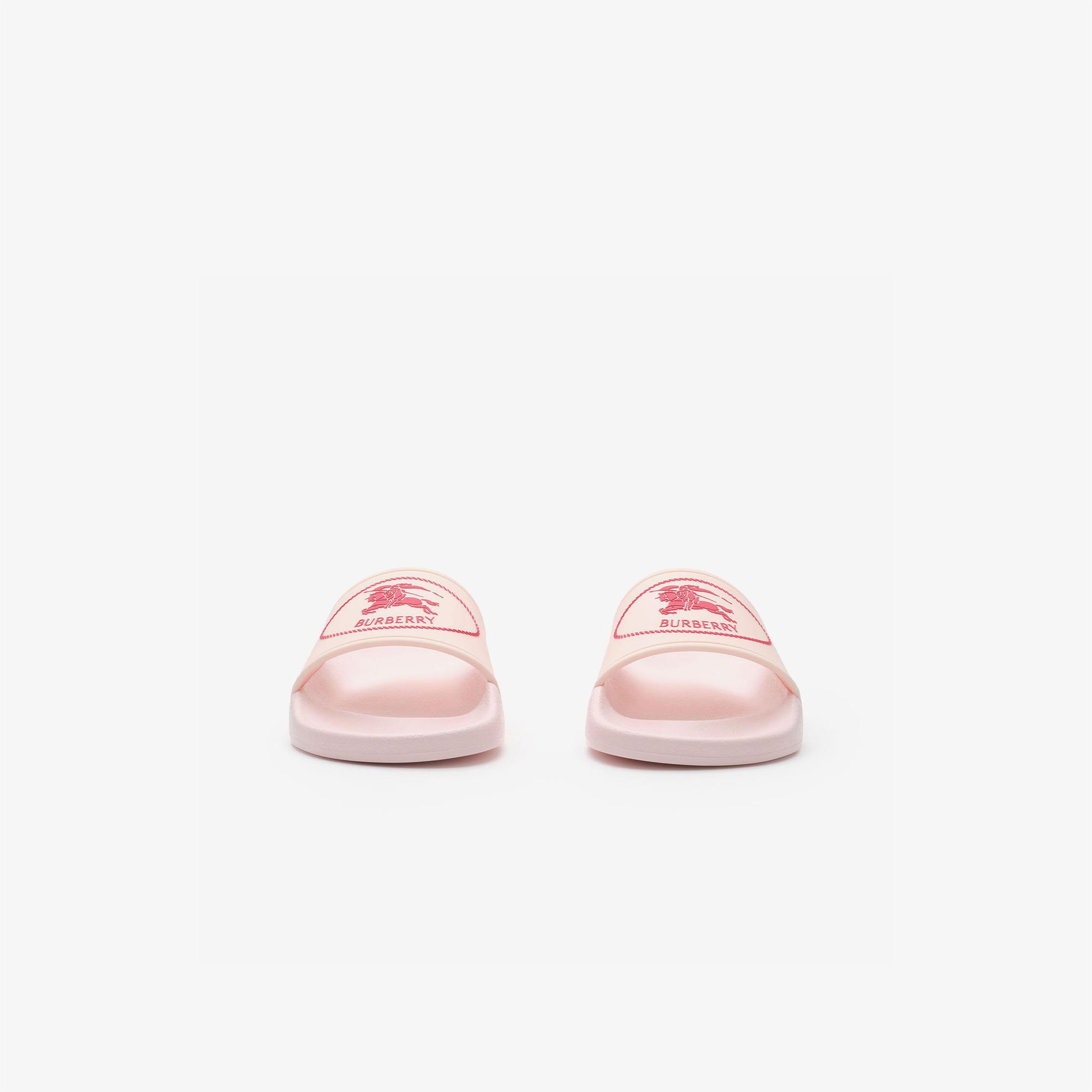 Burberry Knight Stamp Çocuk Pembe Terlik