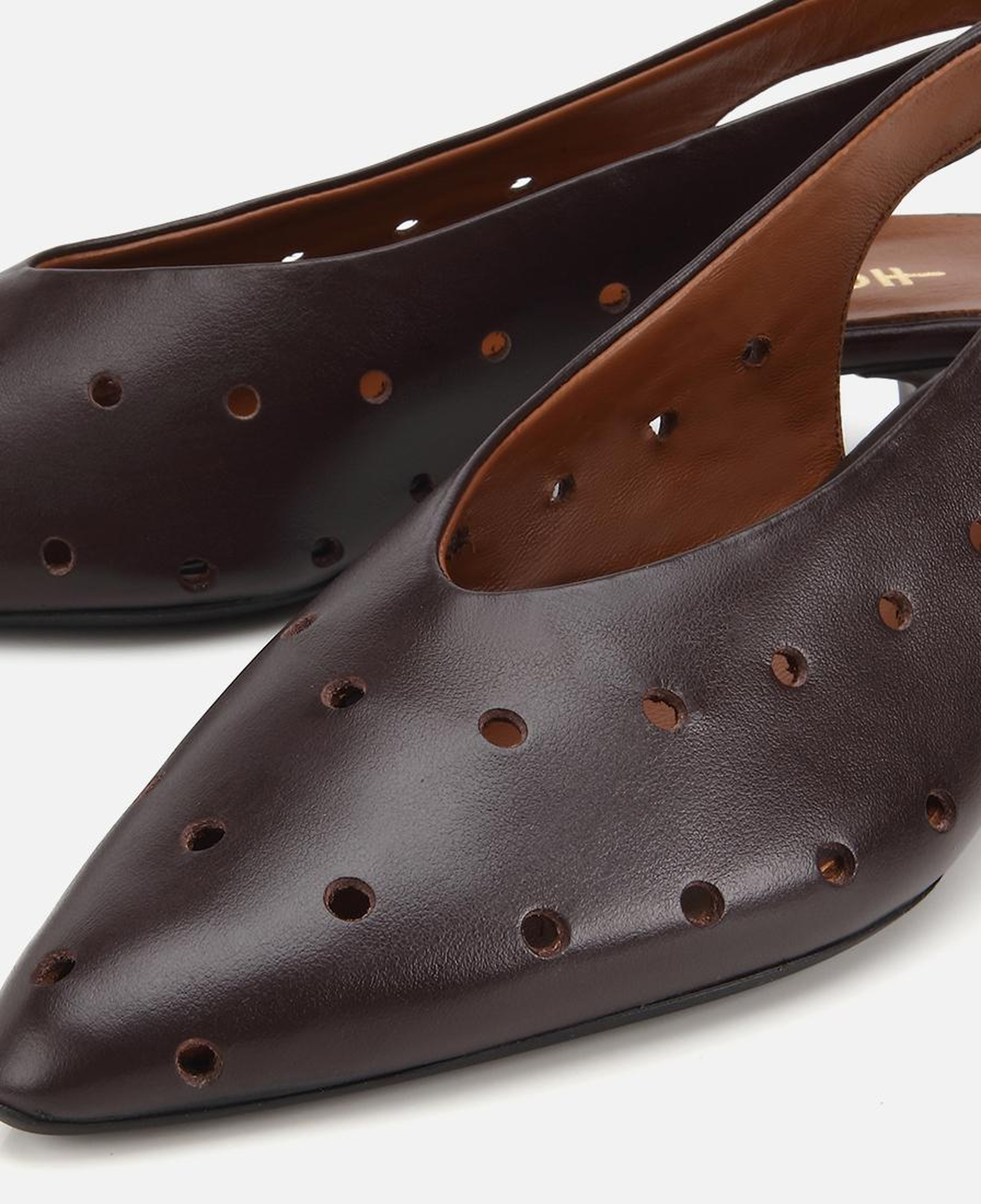 Kadın Deri Kahverengi Delik Detaylı Arkası Lastikli Mini Topuklu Stiletto