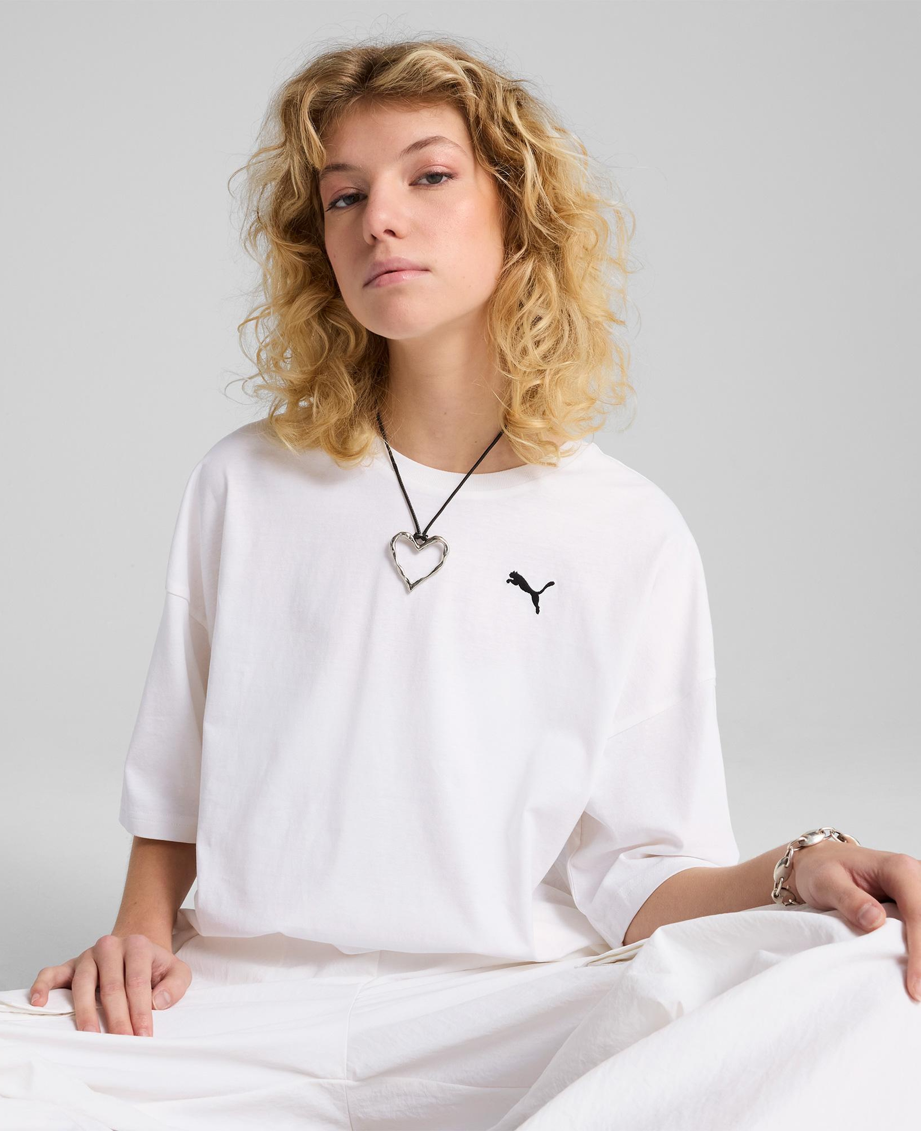 Puma Wardrobe Essentials Oversized  Kadın Beyaz T-Shirt