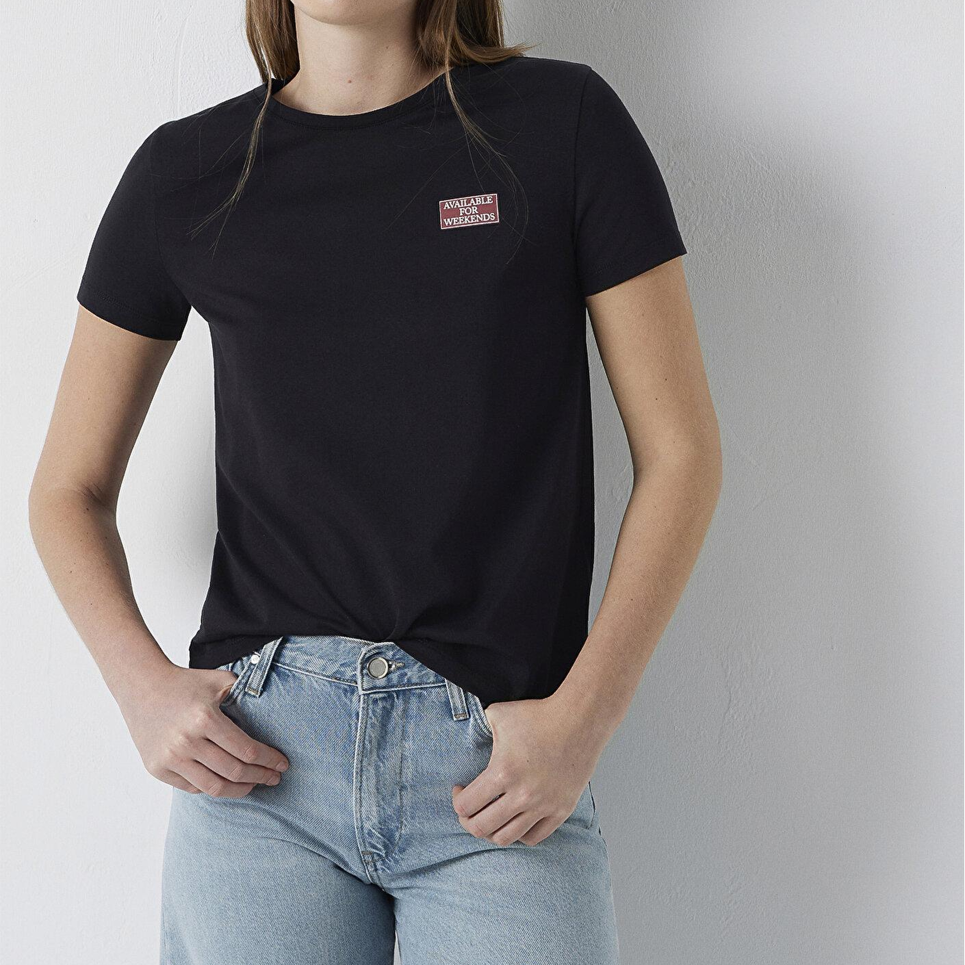 Mavi Slogan Baskılı Siyah Tişört Slim Fit / Dar Kesim 1614263-900