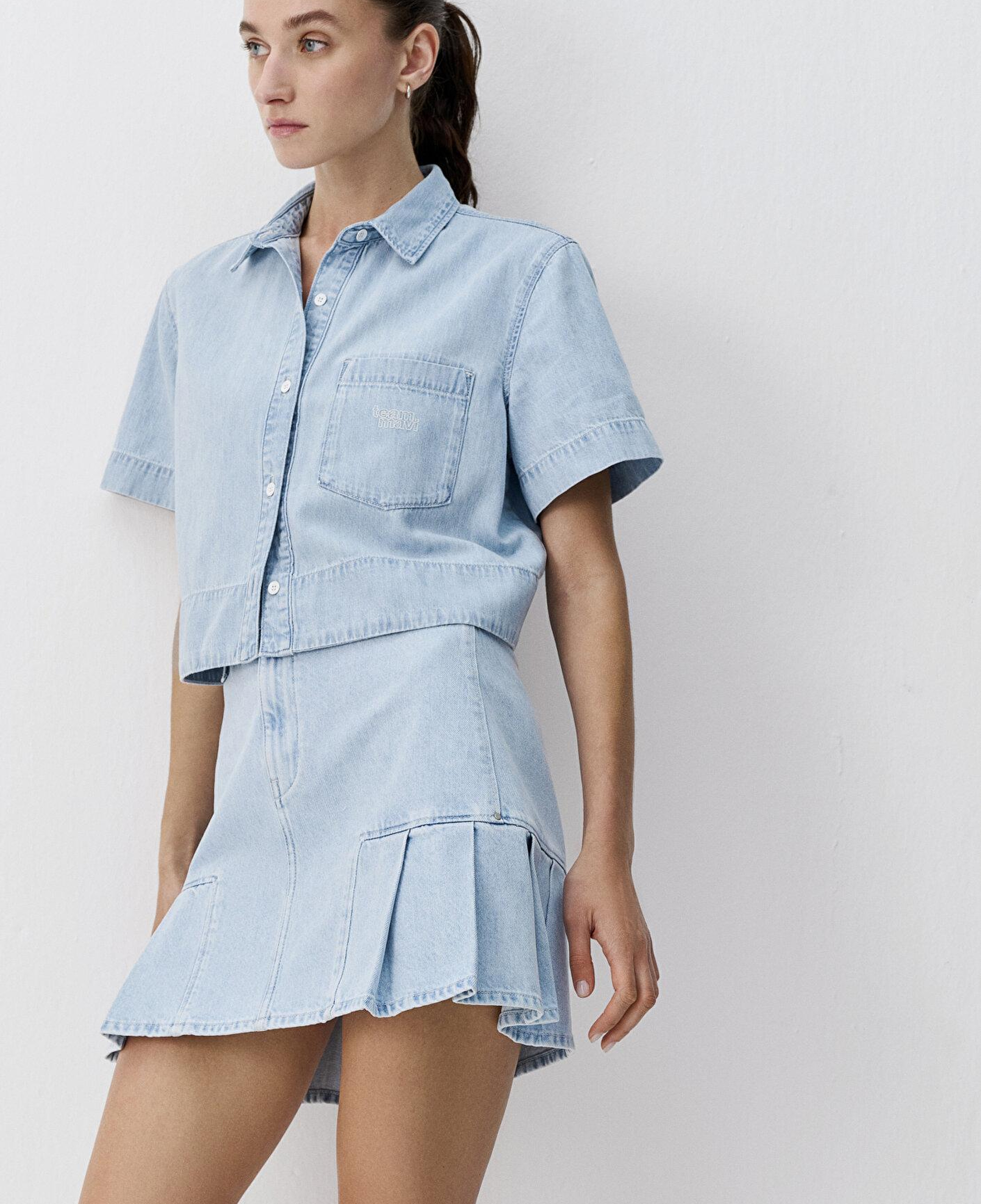 Mavi Açık Mavi Denim Gömlek Crop / Kısa Kesim 1211131-A6871