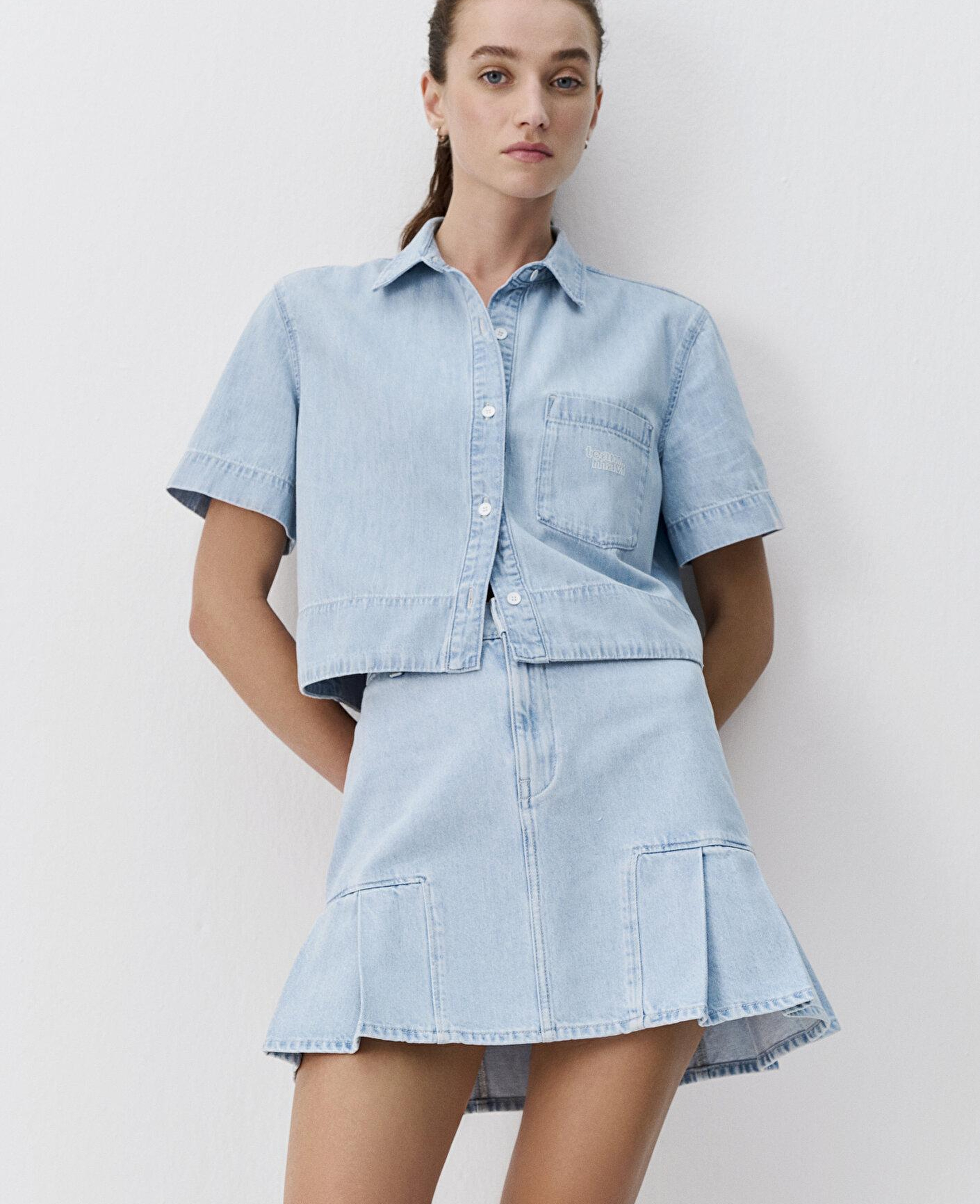 Mavi Açık Mavi Denim Gömlek Crop / Kısa Kesim 1211131-A6871