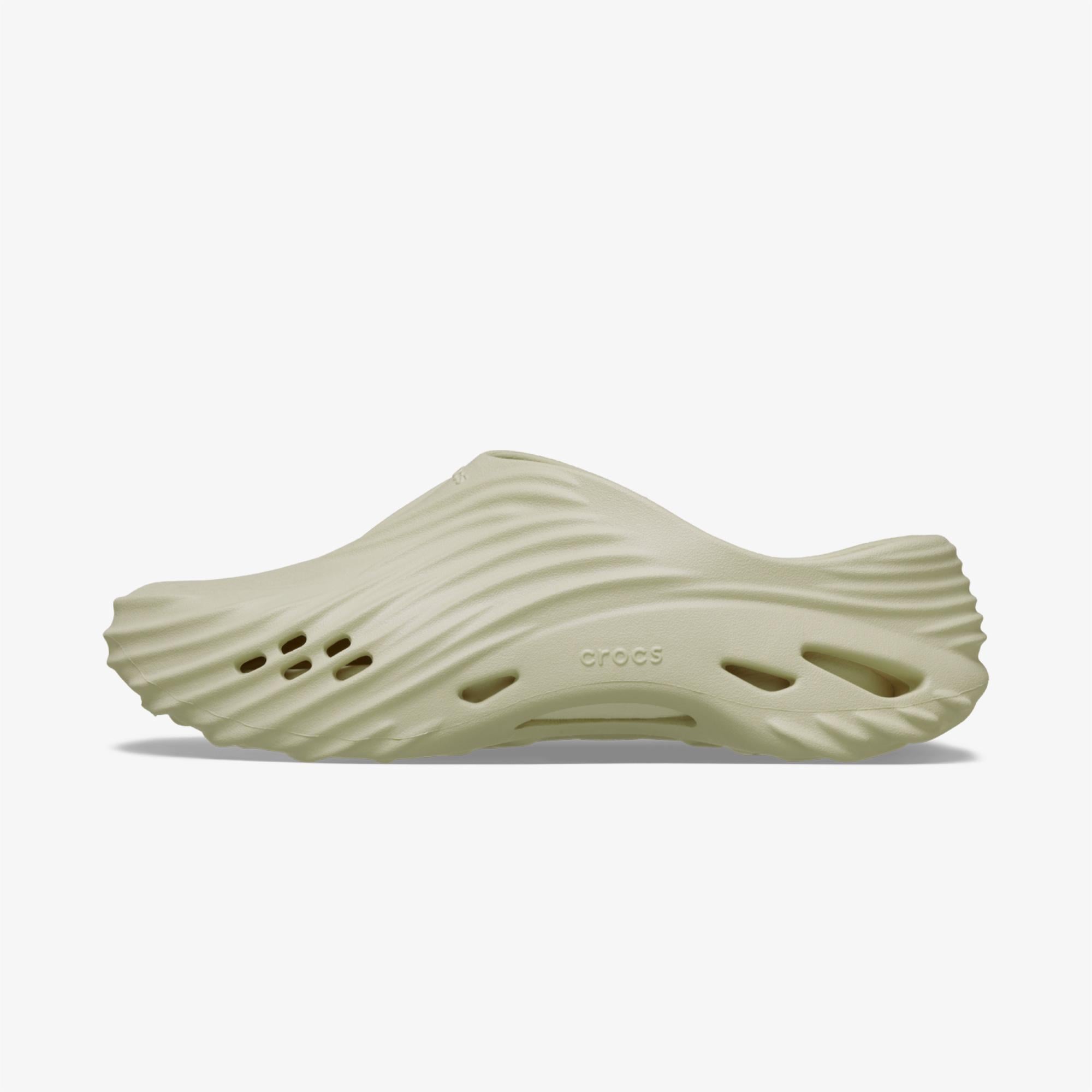 Crocs Echo Wave Erkek Bej Sandalet