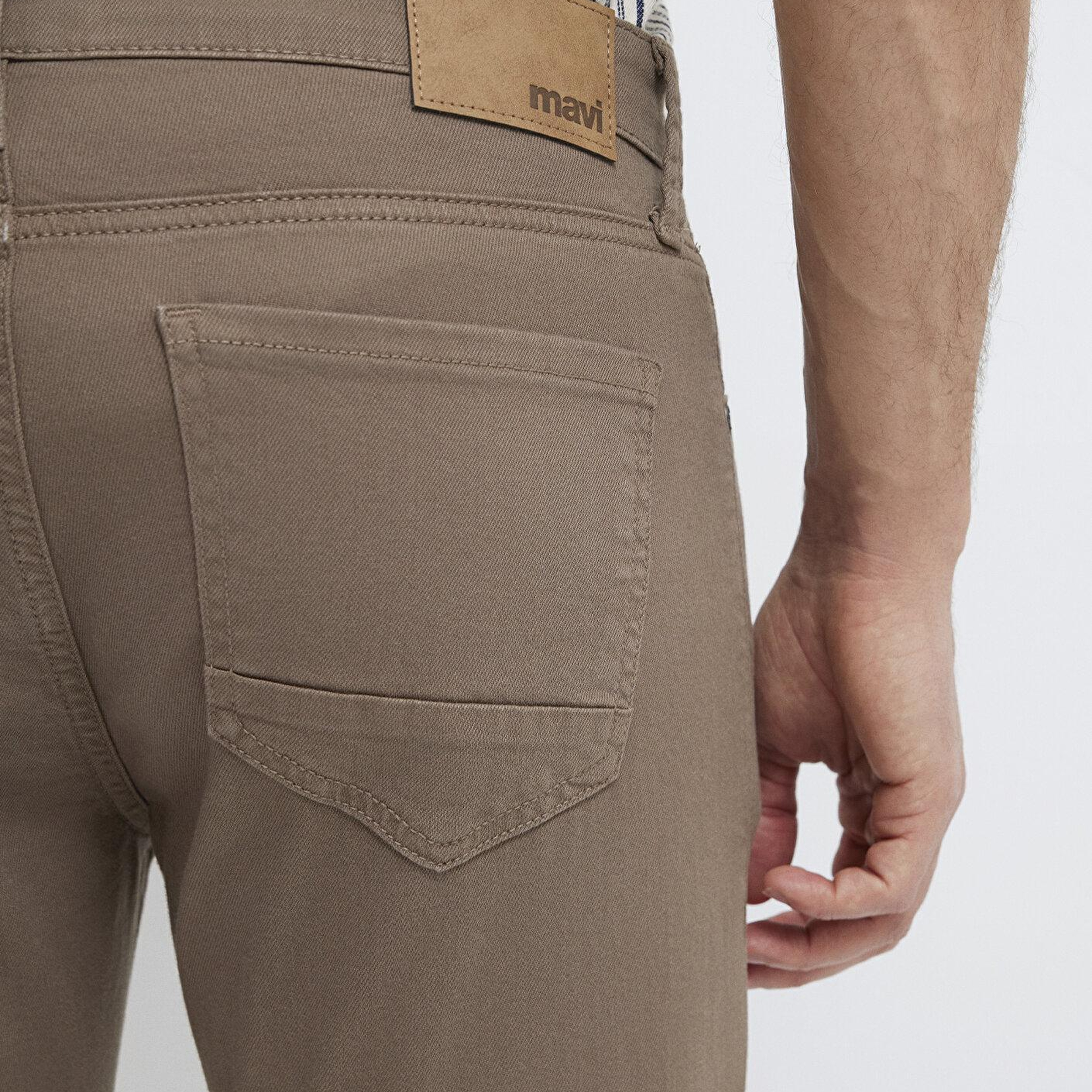 Mavi Jake Kahverengi Gabardin Pantolon 00422A2788