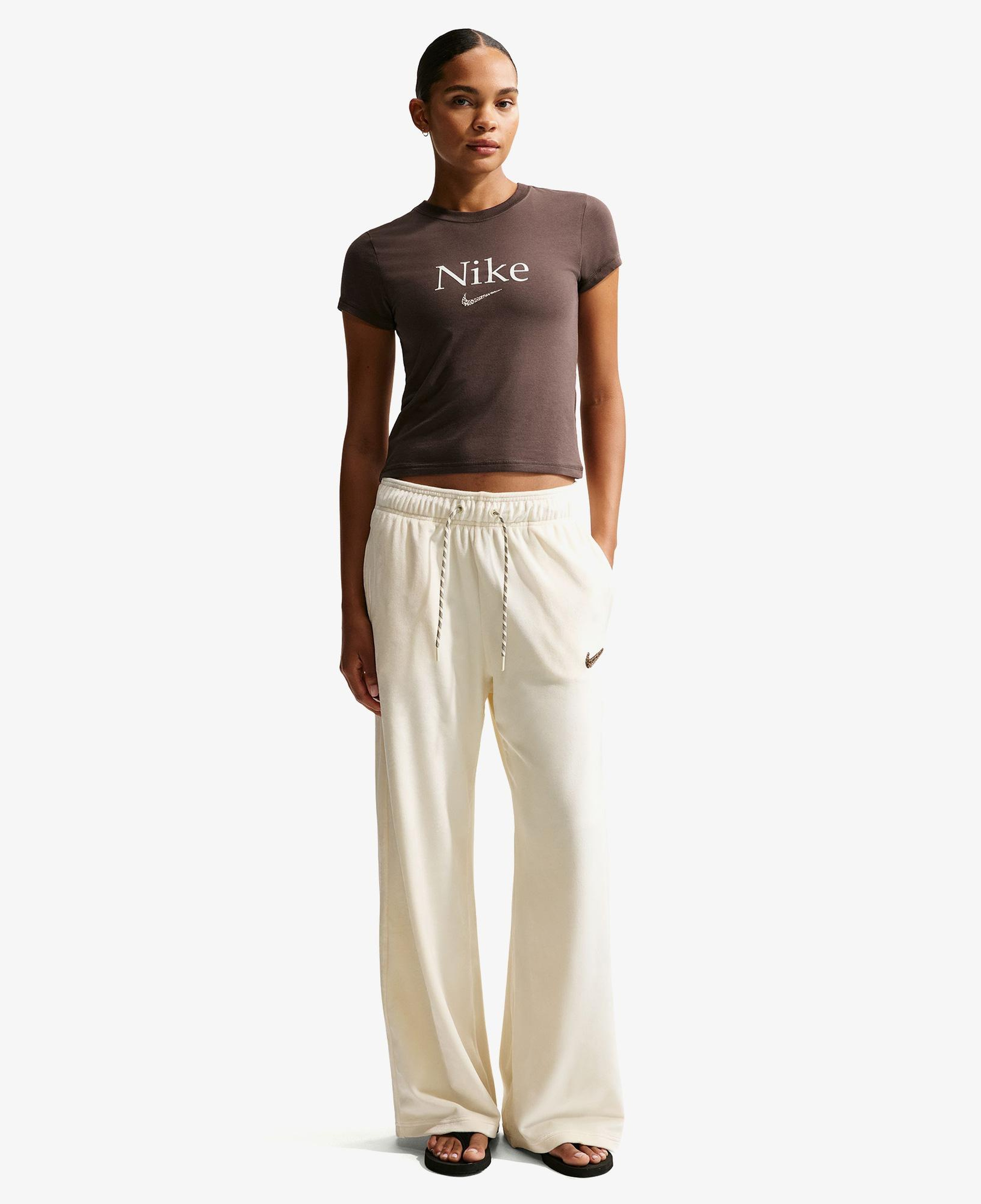Nike Sportswear Kadın Kahverengi Crop T-Shirt
