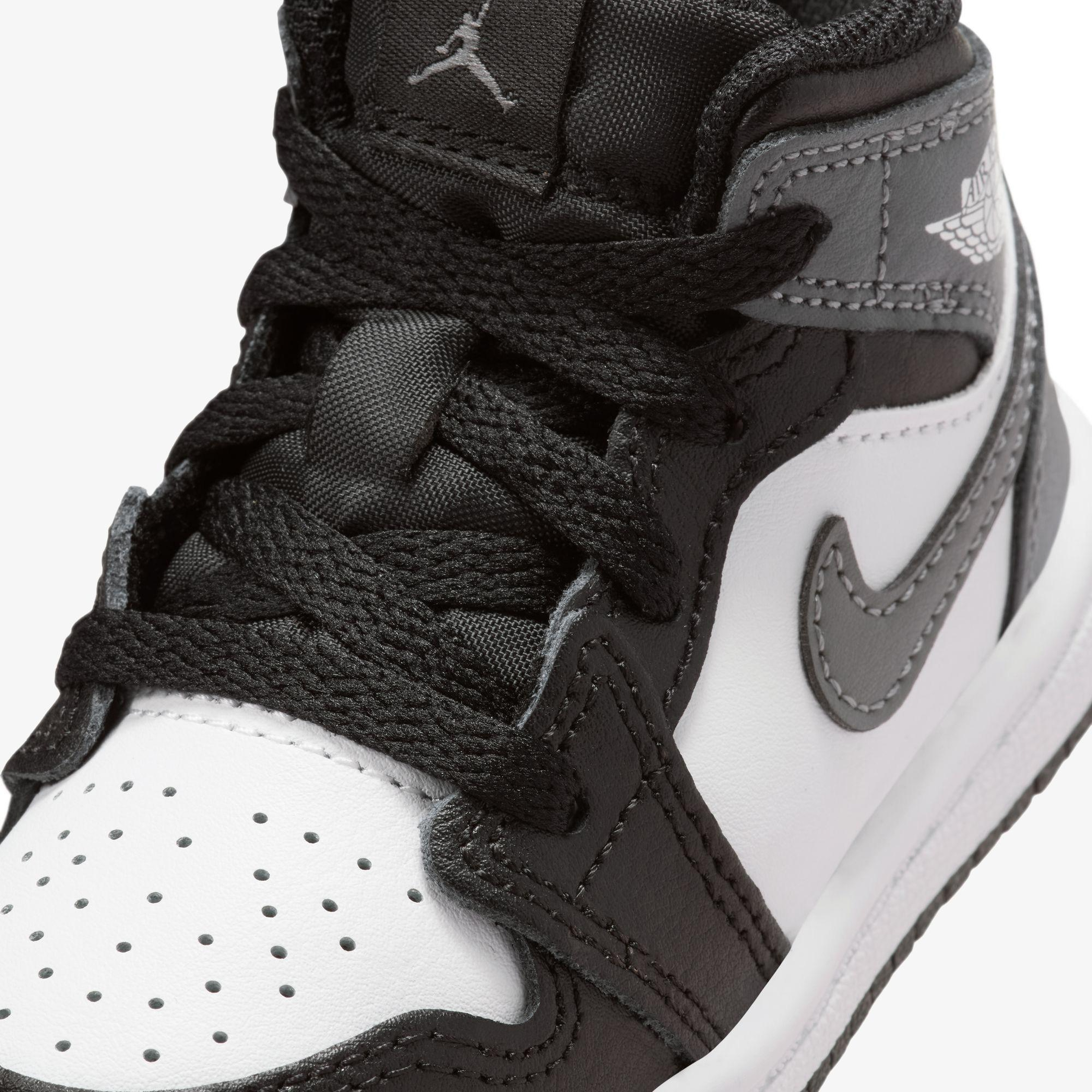 Jordan 1 Mid Çocuk Siyah Spor Ayakkabı