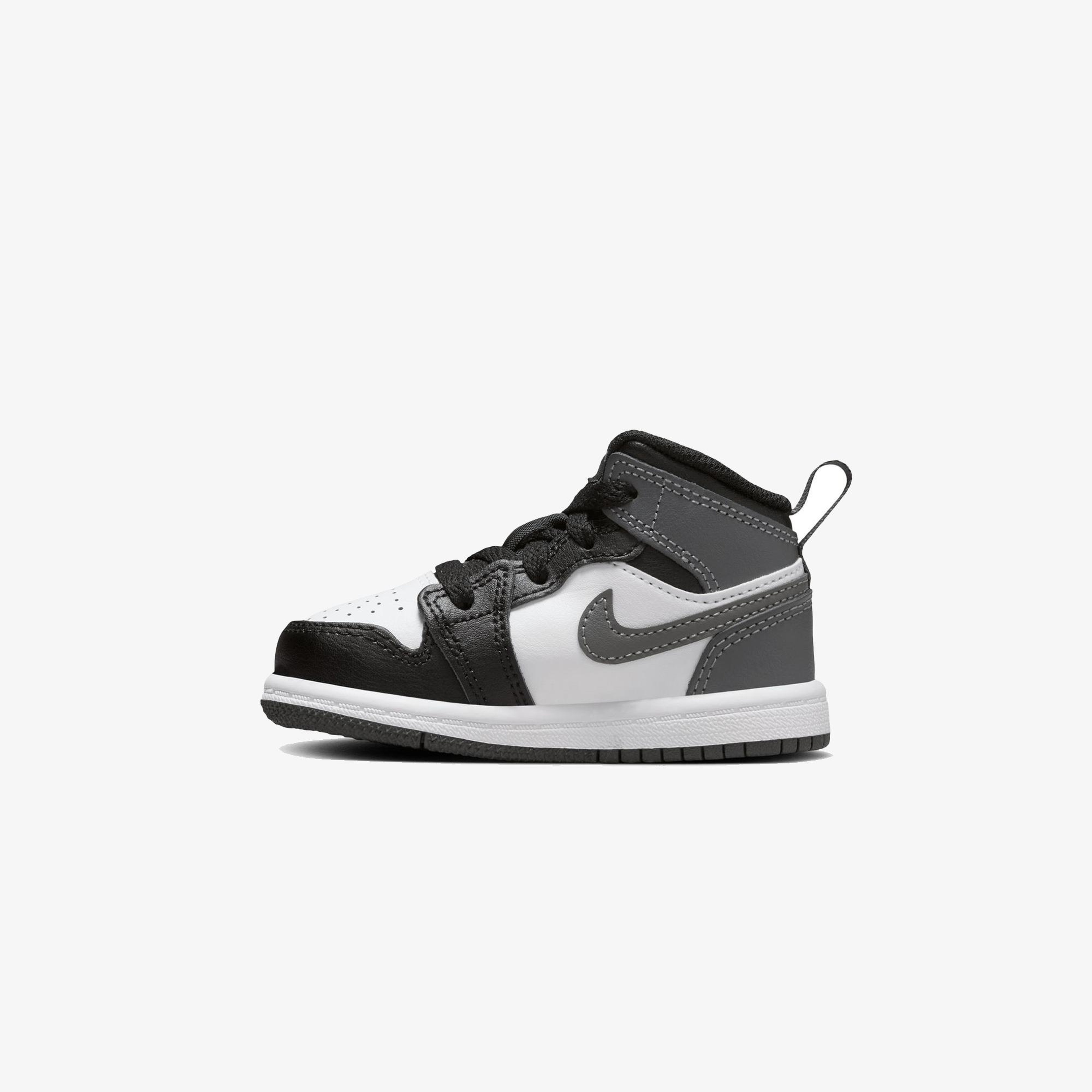 Jordan 1 Mid Çocuk Siyah Spor Ayakkabı