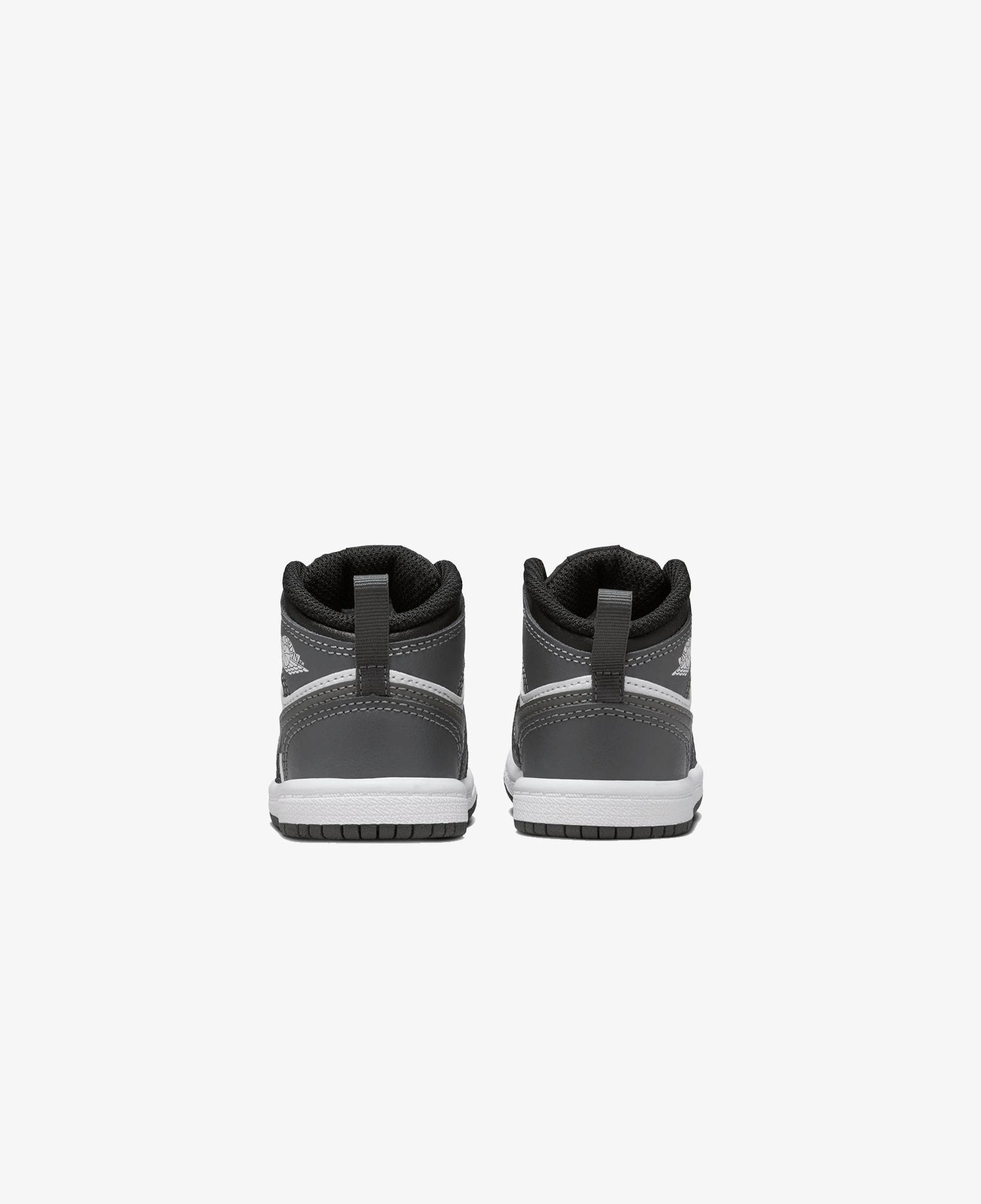 Jordan 1 Mid Çocuk Siyah Spor Ayakkabı