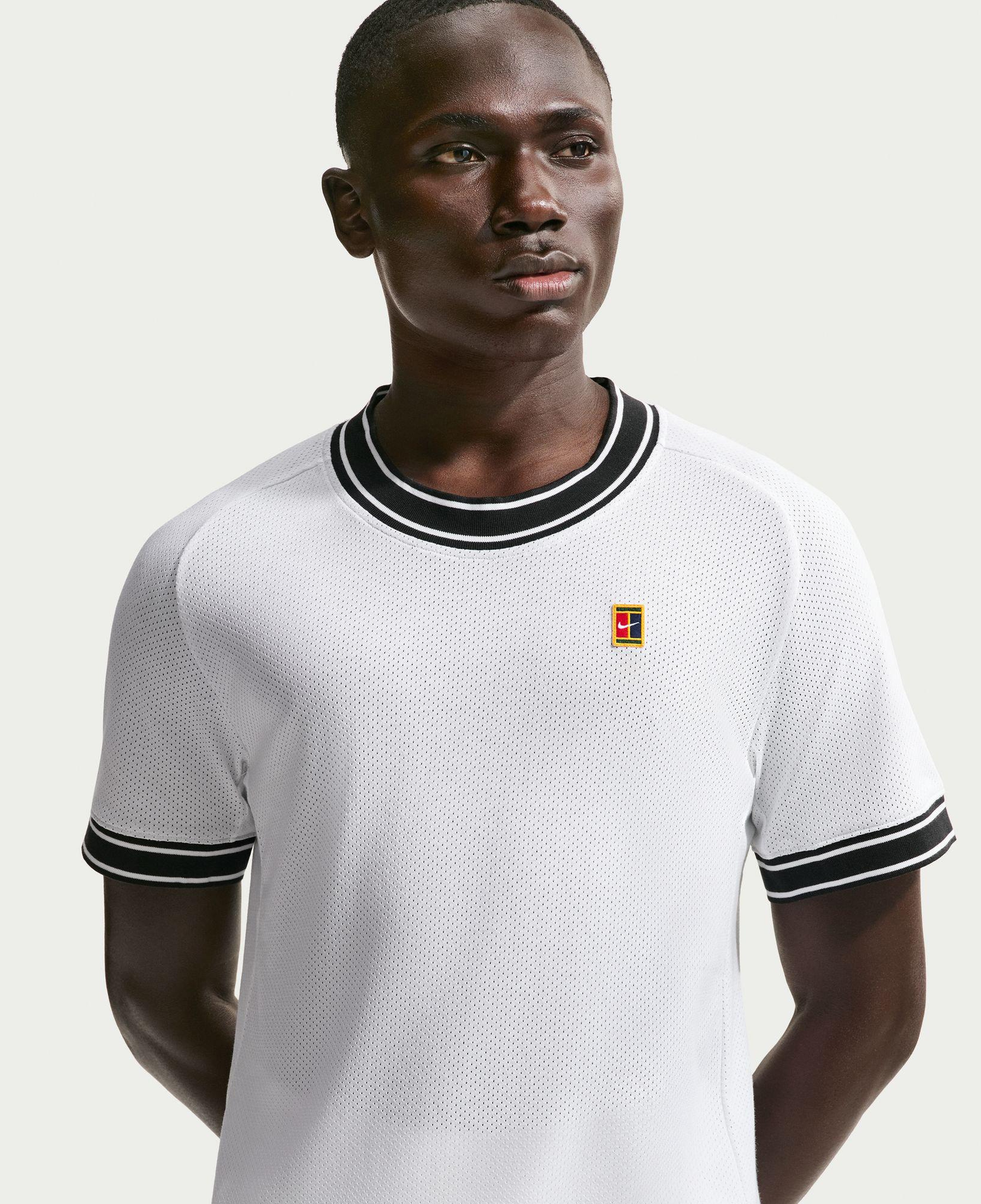Nike Court Heritage Erkek Beyaz T-Shirt