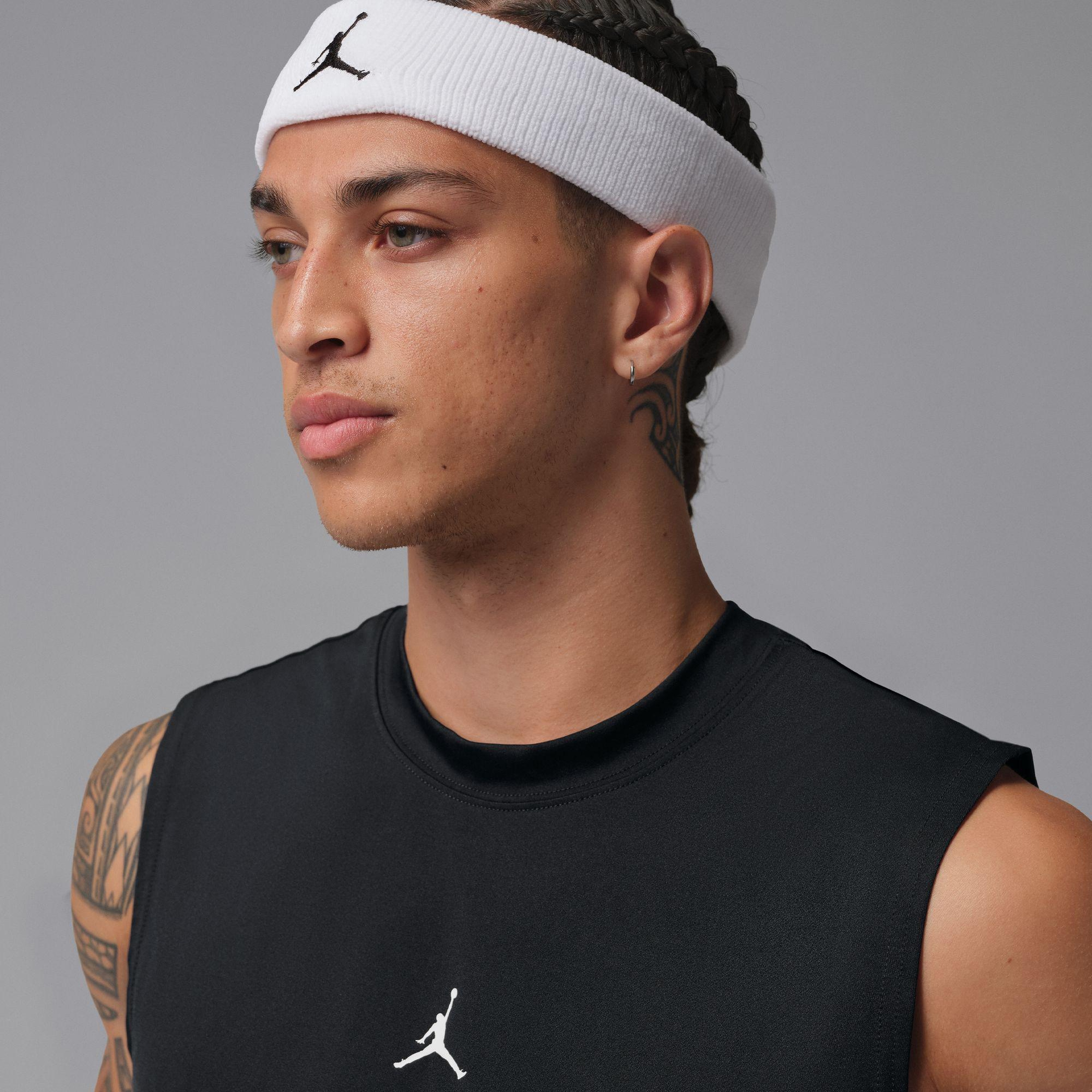 Jordan Dri-Fit Sport Essentials Erkek Siyah Kolsuz T-Shirt