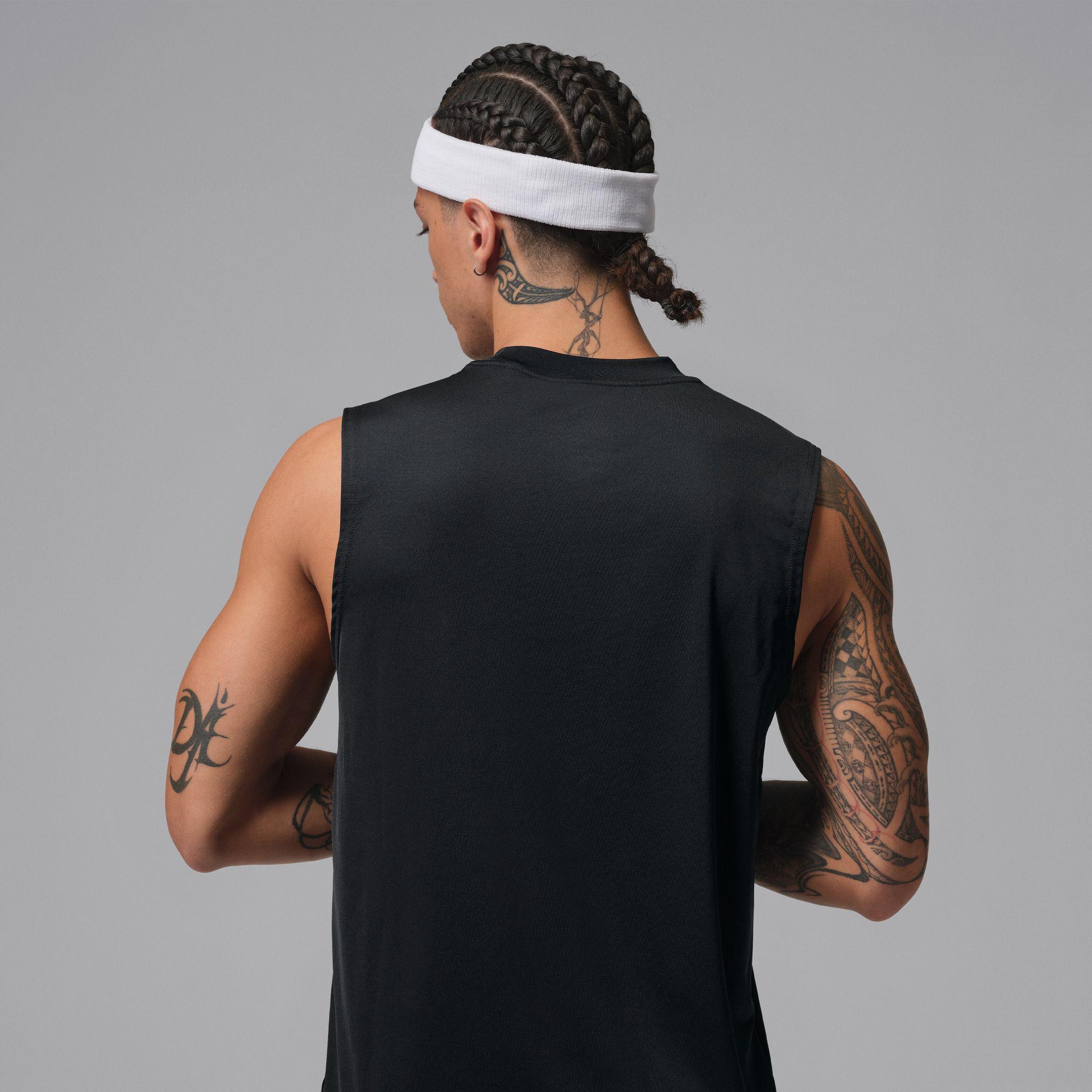 Jordan Dri-Fit Sport Essentials Erkek Siyah Kolsuz T-Shirt