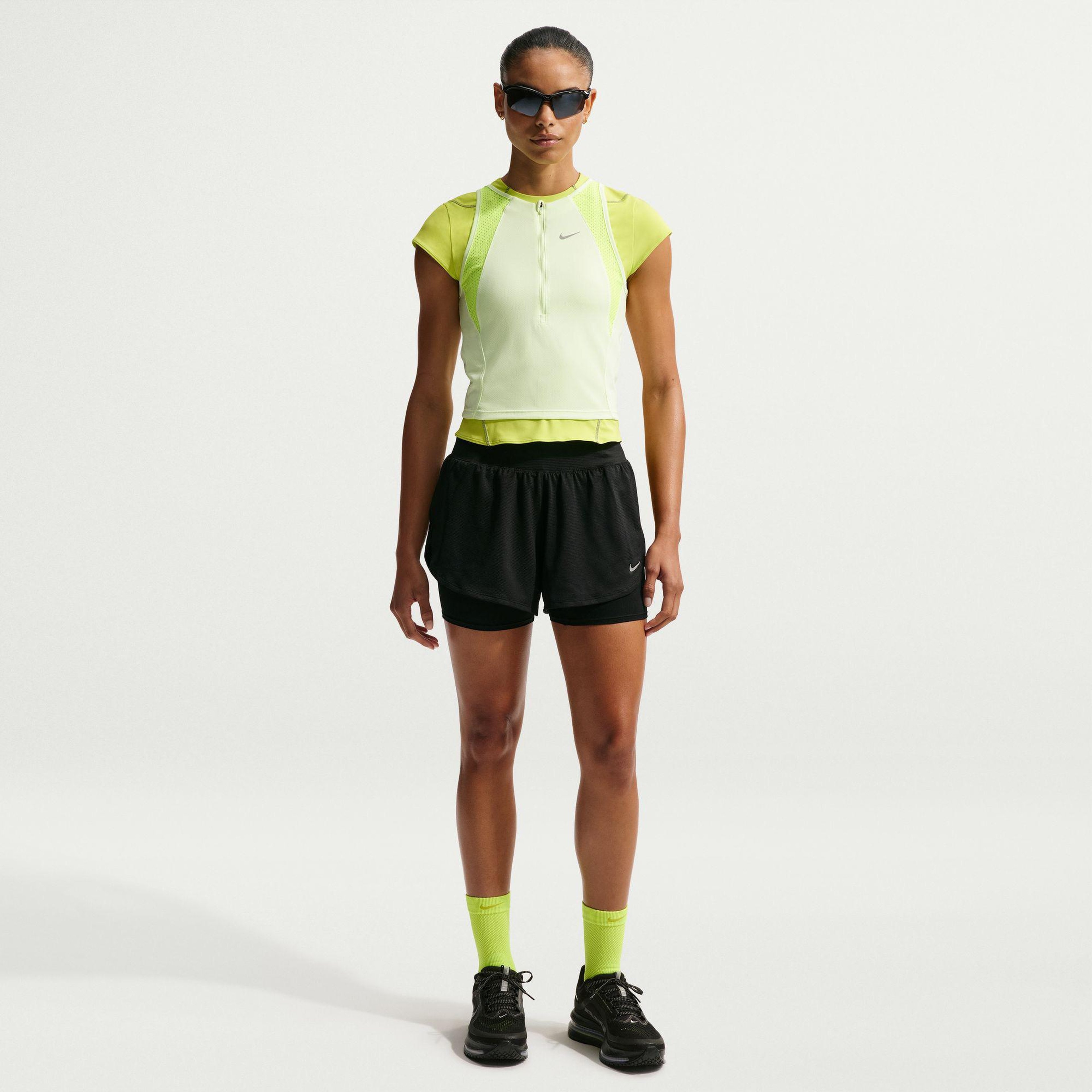Nike Flow Mesh Dri-Fit 2'si 1 Arada Kadın Siyah Şort