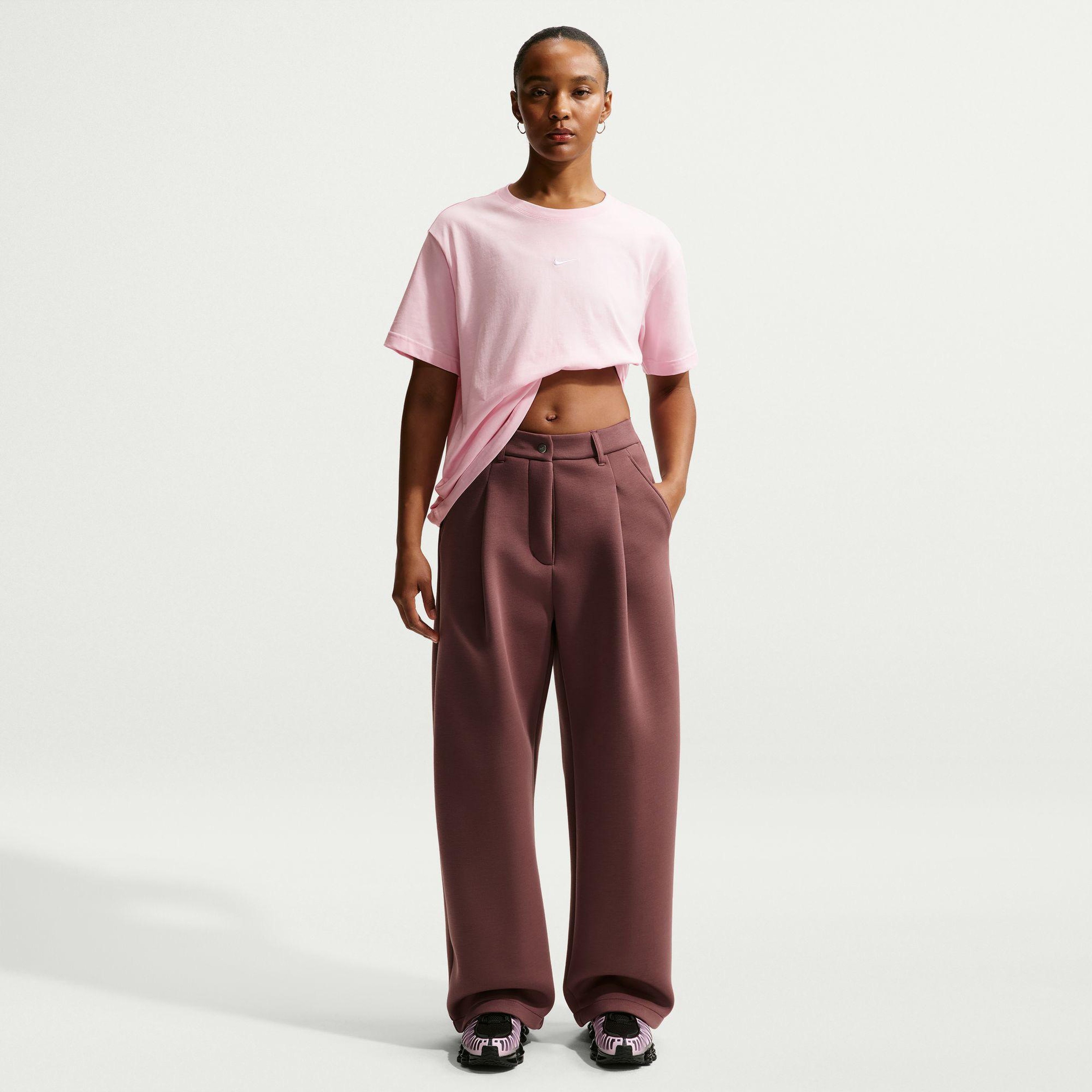 Nike Sportswear Classic Kadın Pembe T-Shirt