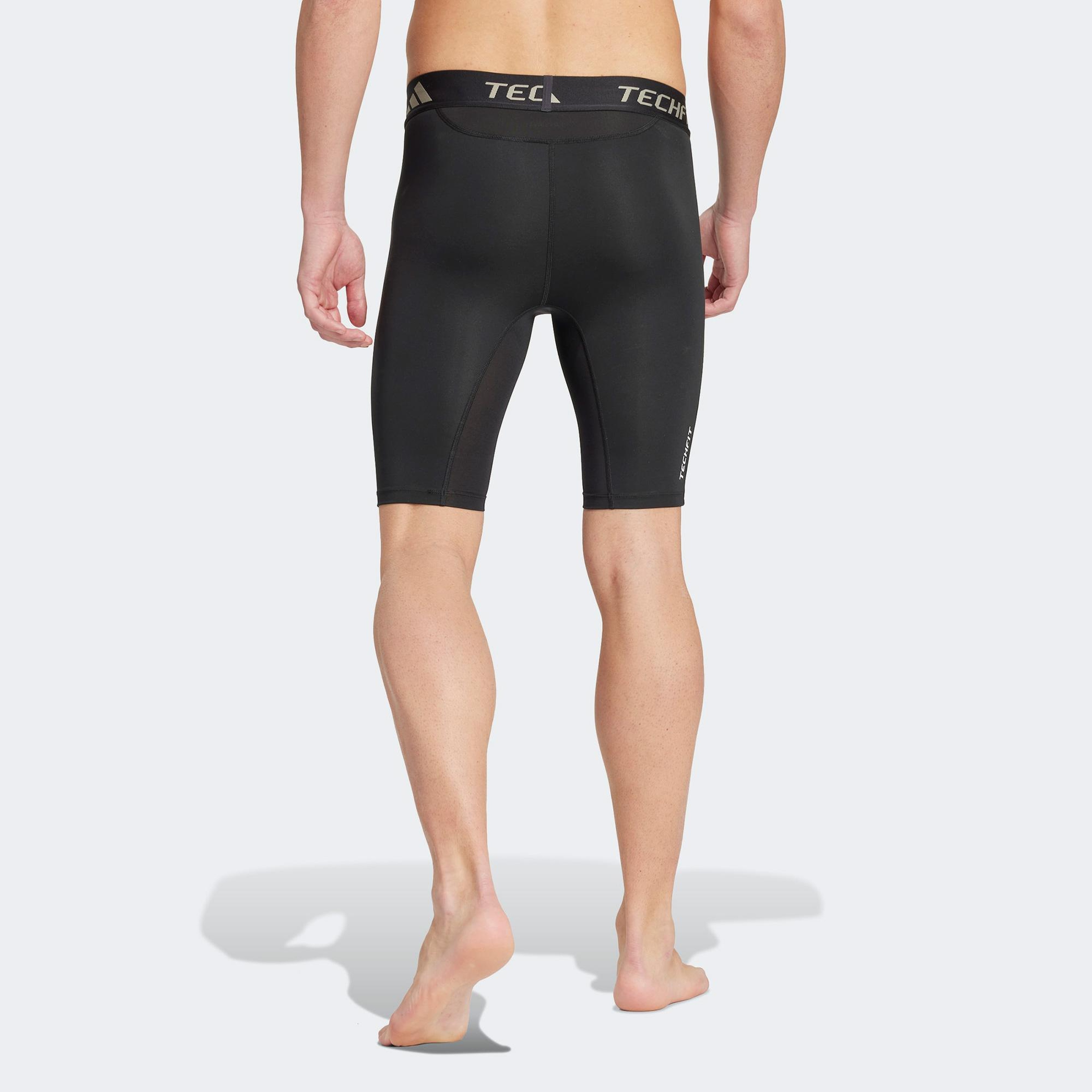 adidas Techfit Compression Training Erkek Siyah Kısa Tayt