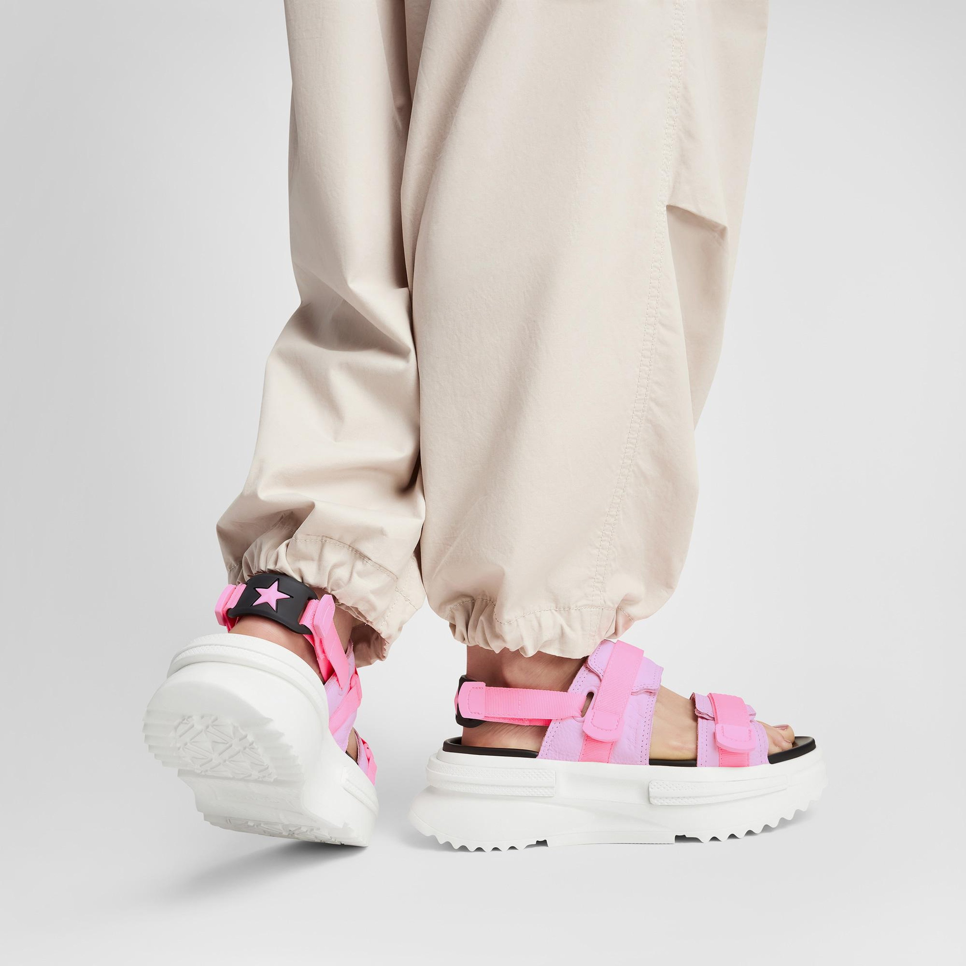 Converse Run Star Utility Cx Kadın Pembe Sandalet