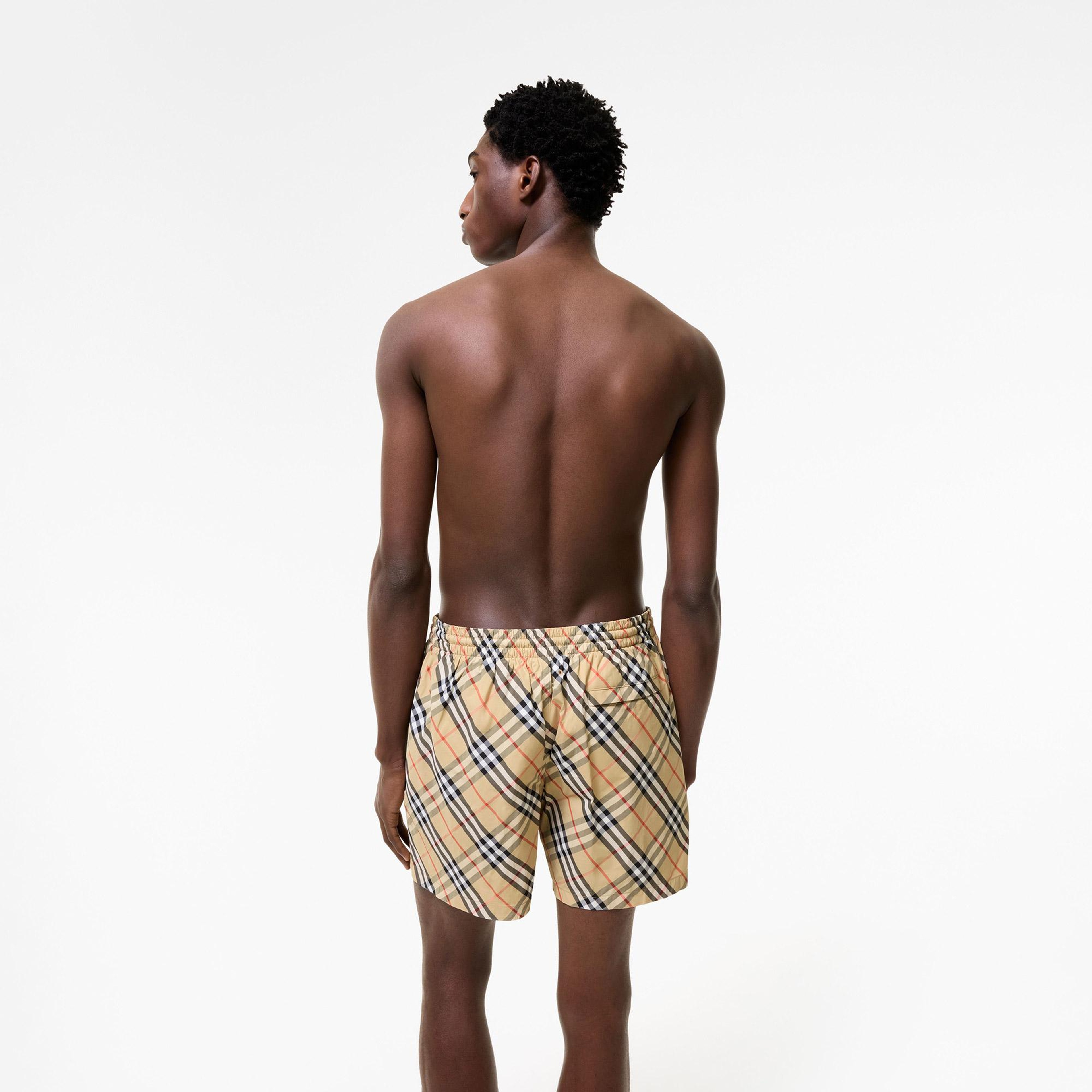 Burberry Erkek Bej Deniz Şortu