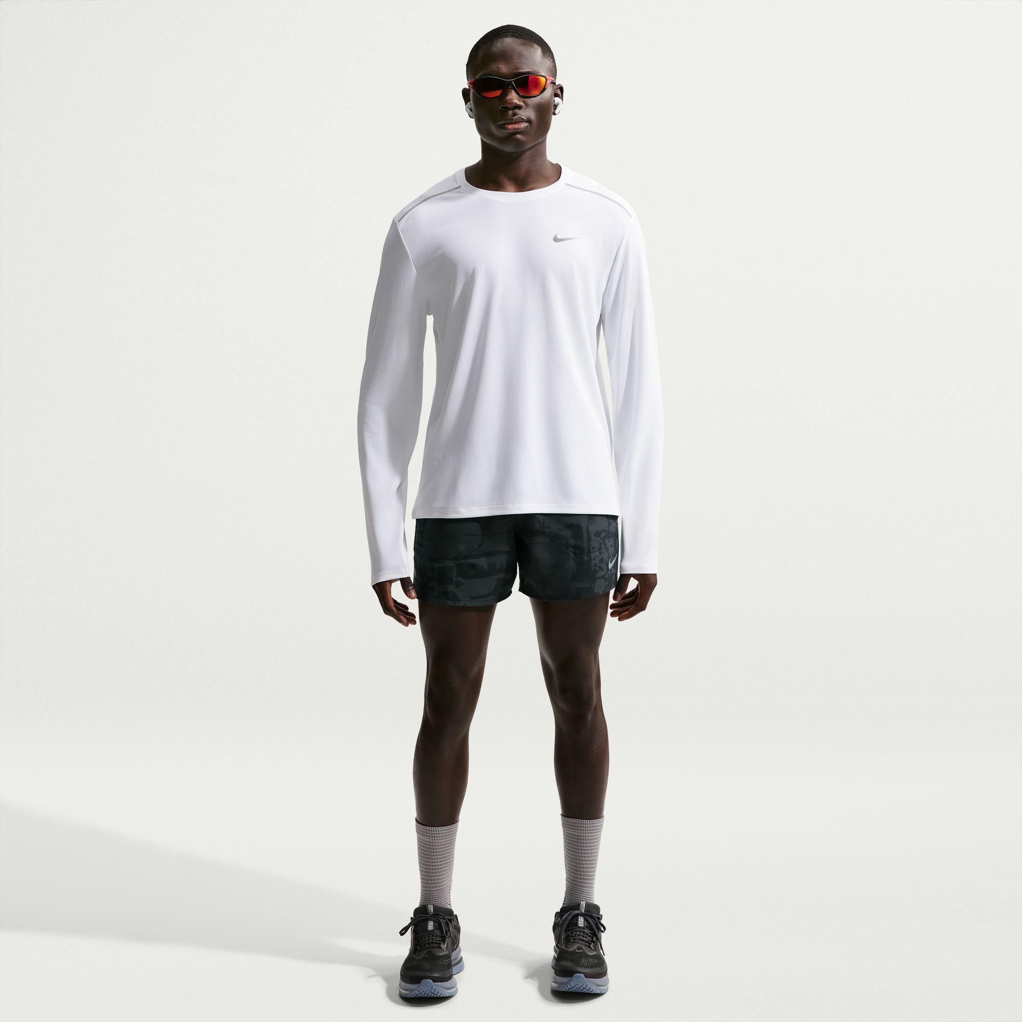 Nike Dri-Fit Miler Erkek Beyaz Uzun Kollu T-Shirt