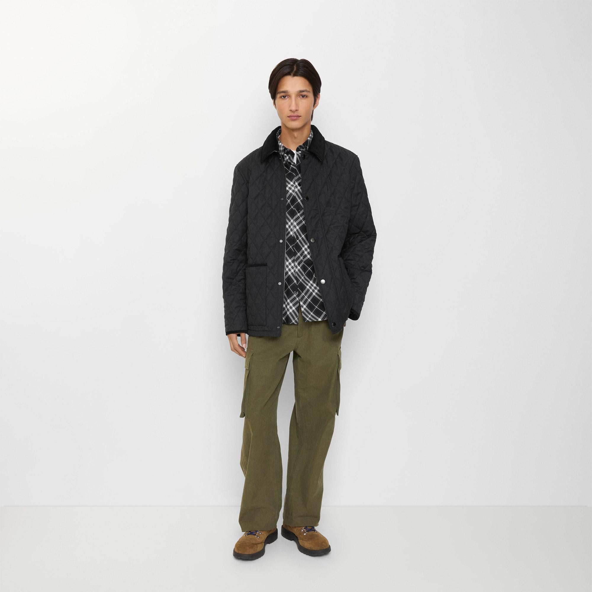 Burberry Quilted Nylon Barn Erkek Siyah Mont